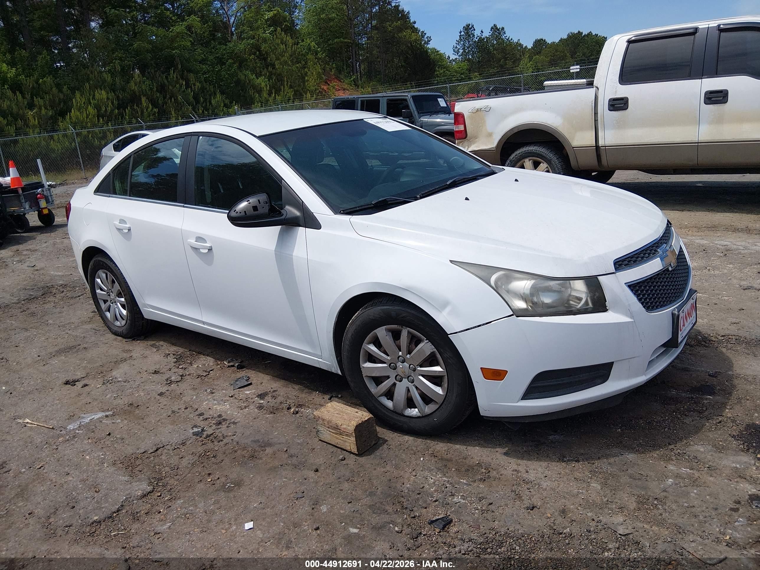 1G1PF5S97B7132004