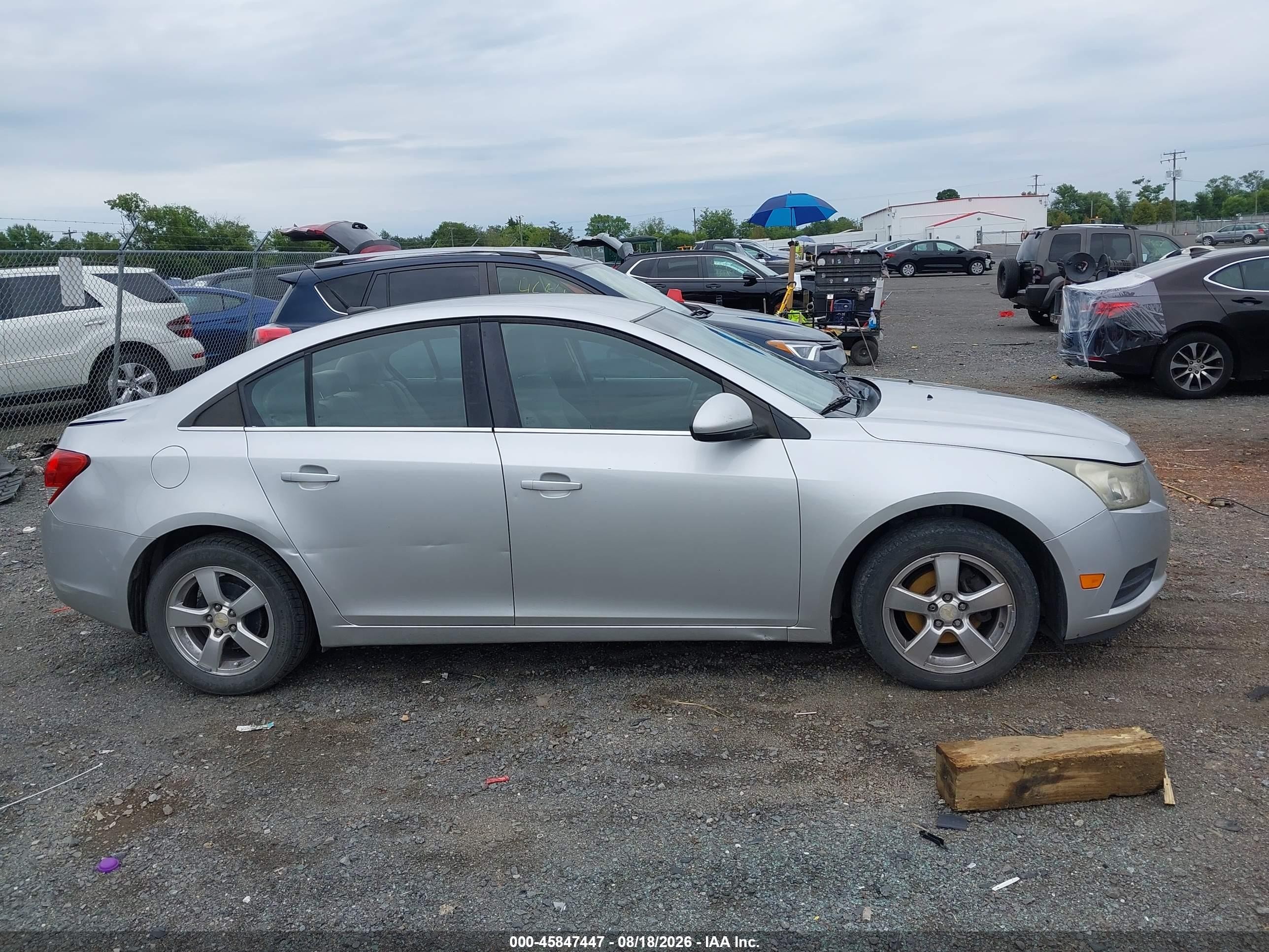 2011 Chevrolet Cruze 1lt Silver vin: 1G1PF5S98B7117401