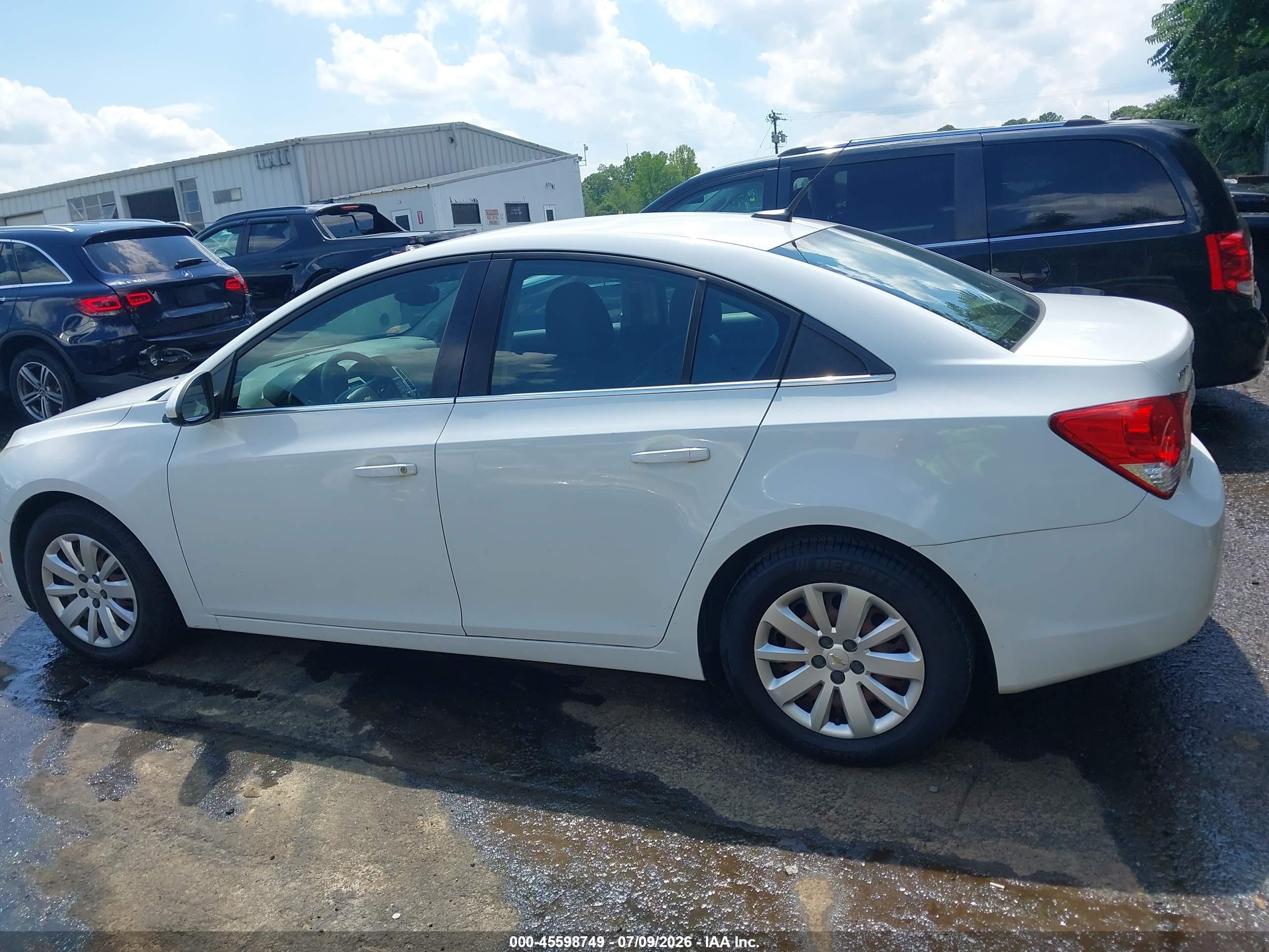 2011 Chevrolet Cruze 1lt Белый vin: 1G1PF5S98B7267864