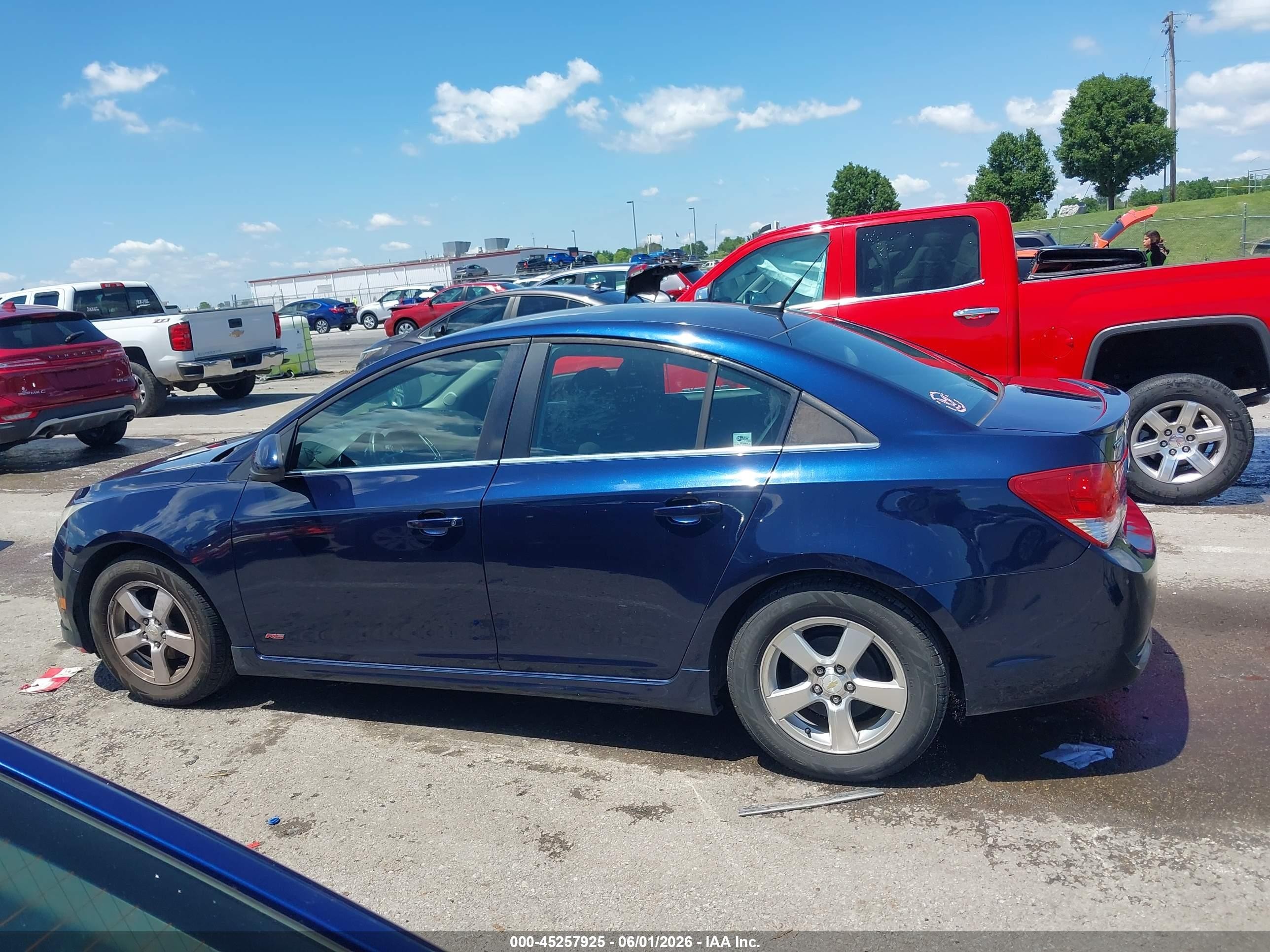 2011 Chevrolet Cruze 1lt Blue vin: 1G1PF5S99B7178630