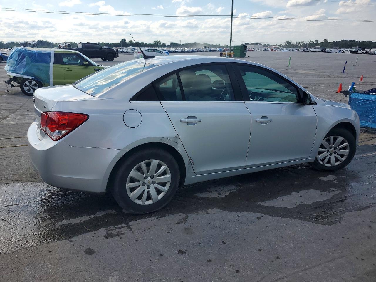2011 Chevrolet Cruze Lt Серебряный vin: 1G1PF5S9XB7180127