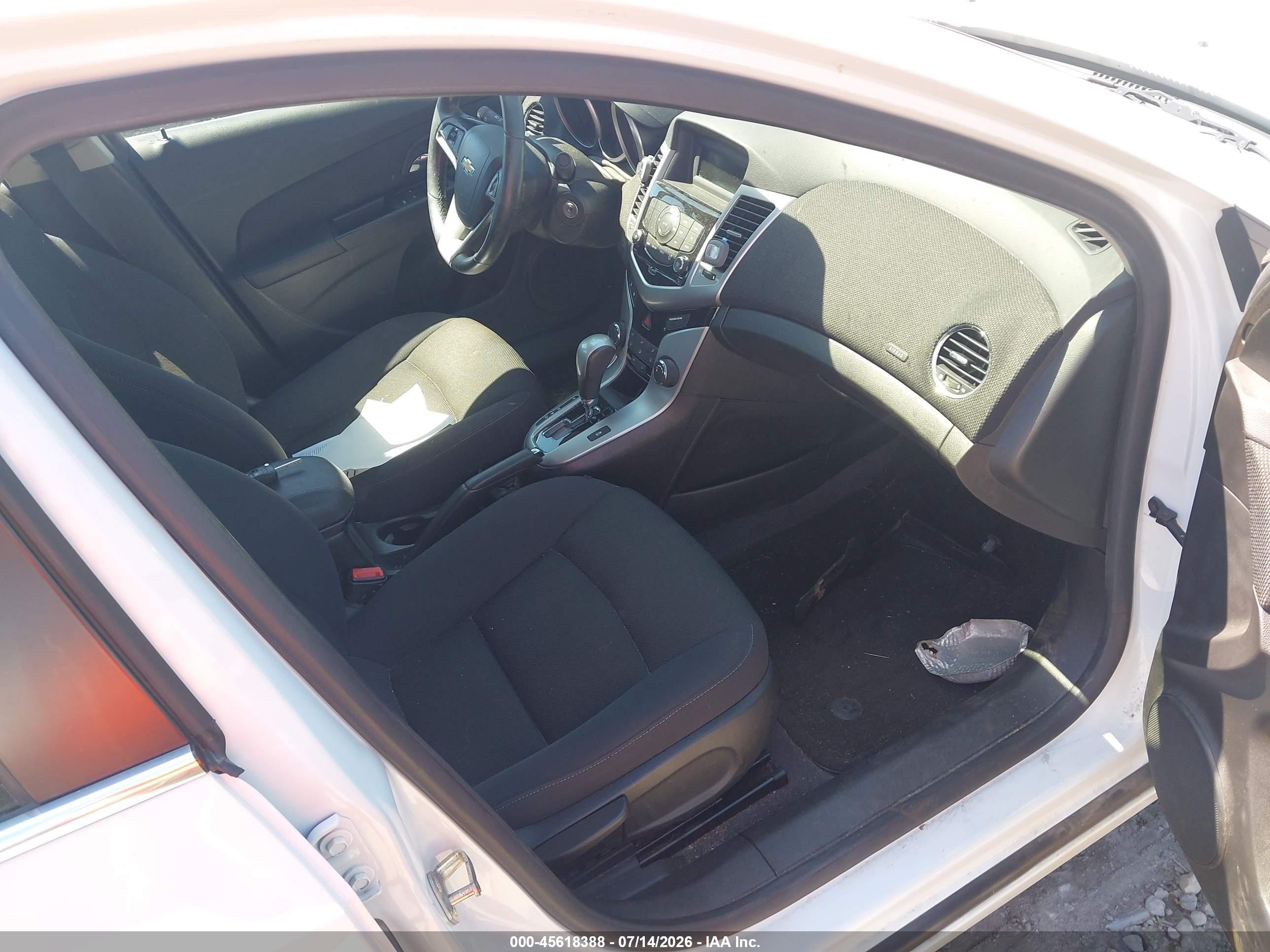 2012 Chevrolet Cruze 1lt White vin: 1G1PF5SC1C7392489