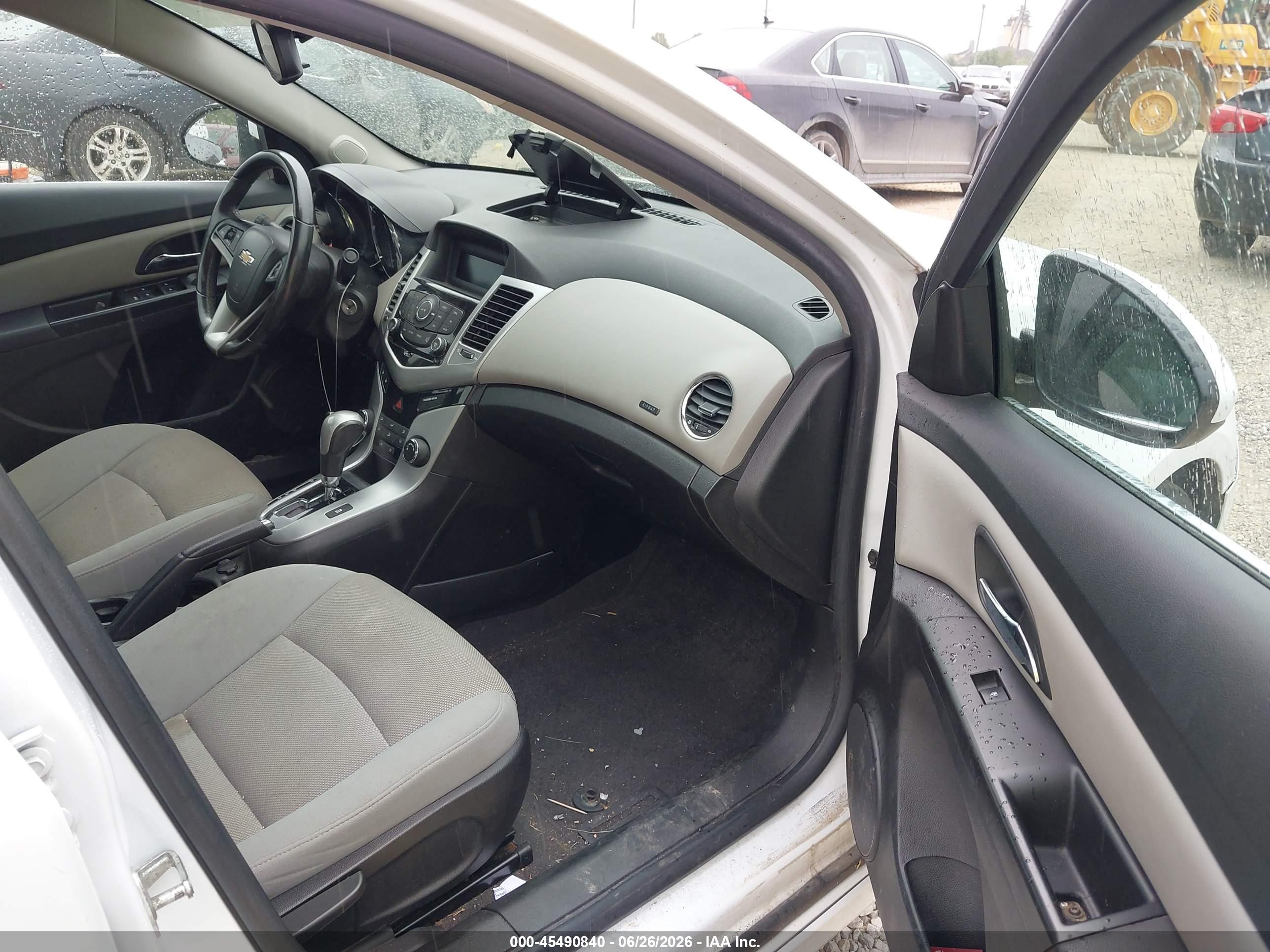 2012 Chevrolet Cruze 1lt White vin: 1G1PF5SC2C7406352