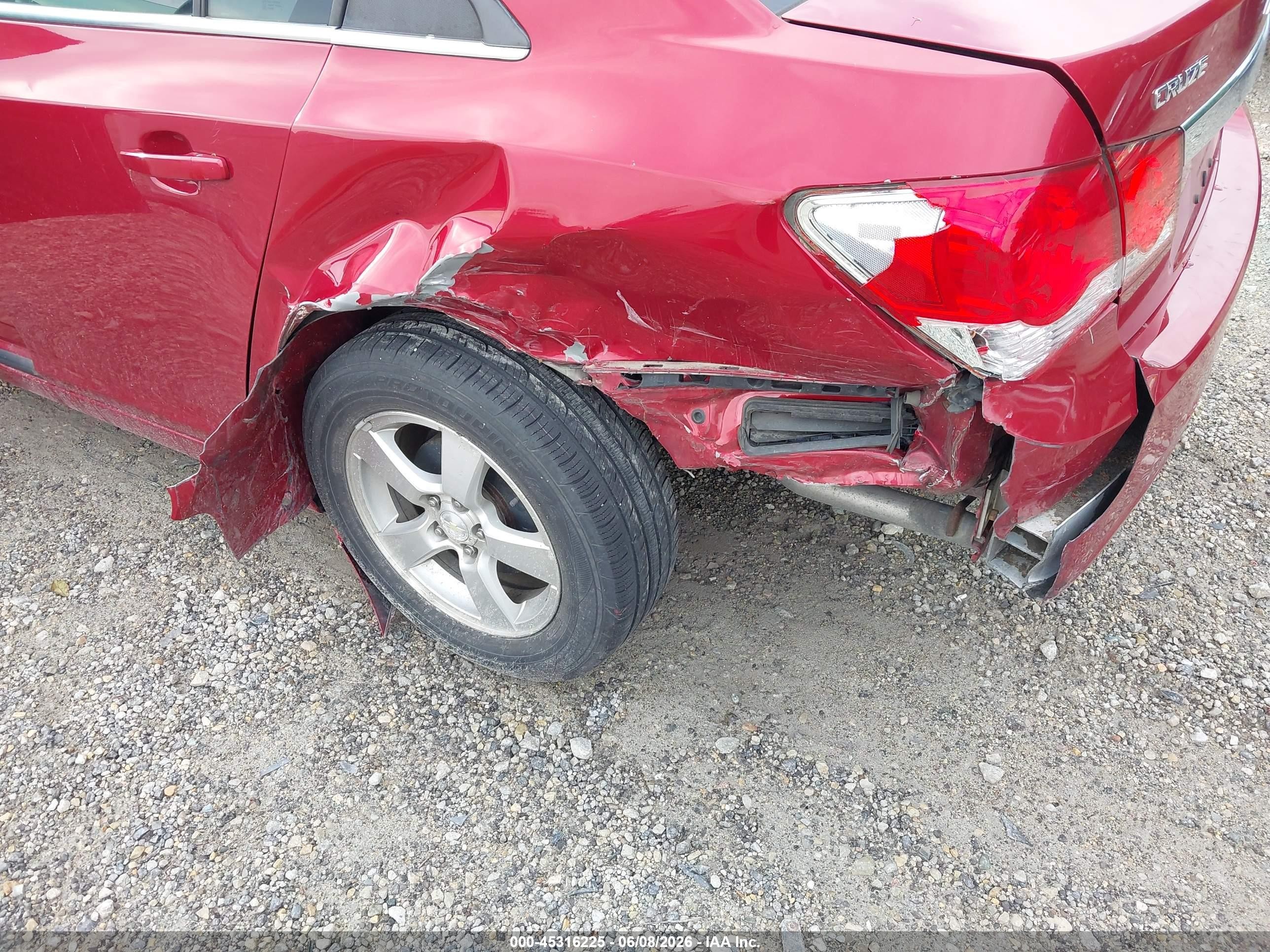 2012 Chevrolet Cruze 1lt Red vin: 1G1PF5SC8C7361613