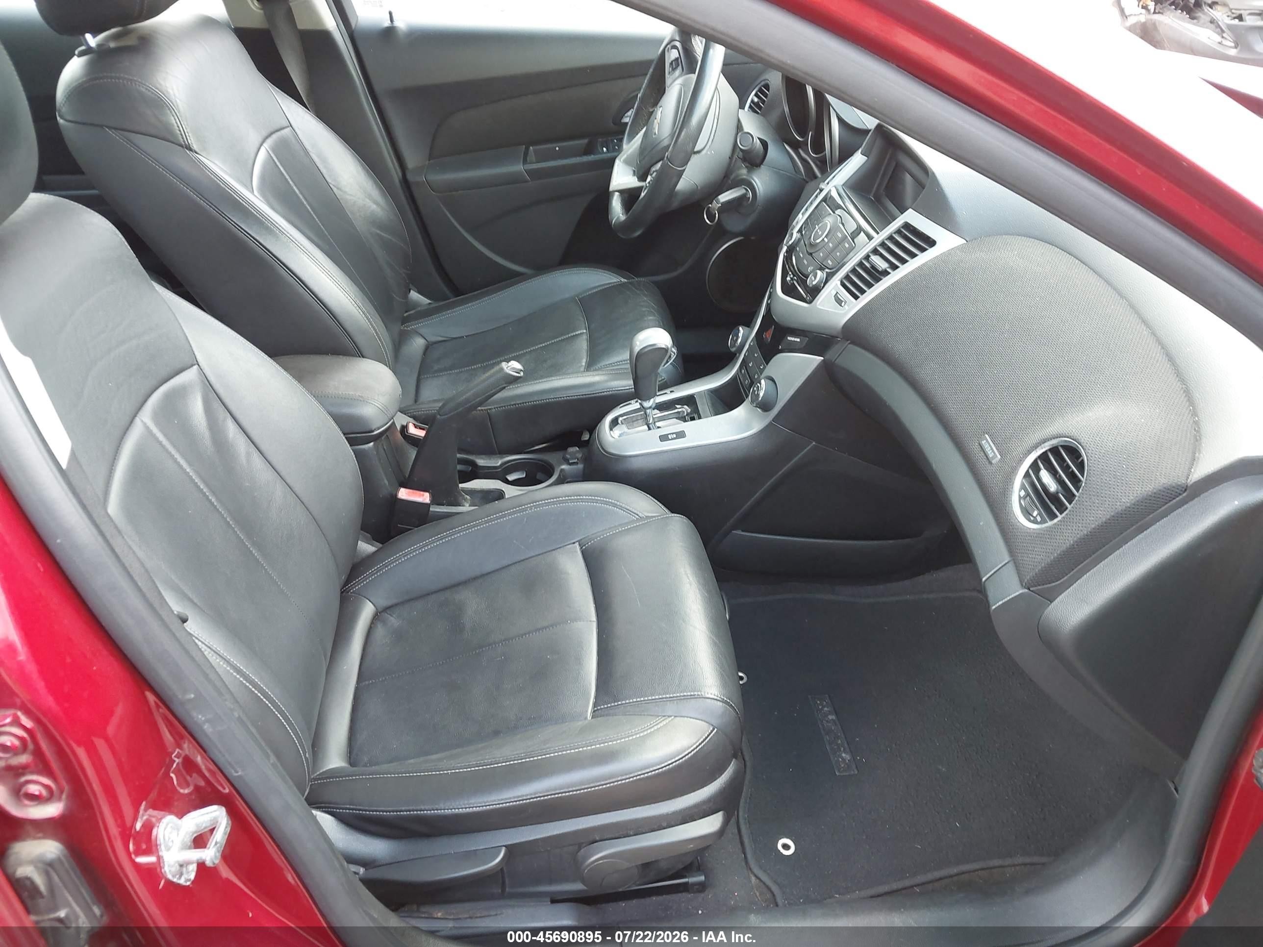 2011 Chevrolet Cruze Lt Burgundy vin: 1G1PG5S91B7252359