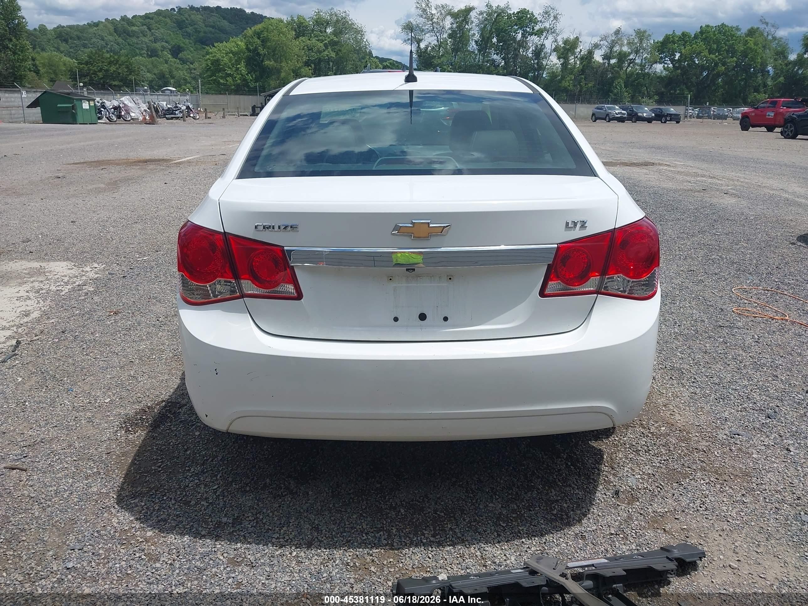 2013 Chevrolet Cruze Ltz White vin: 1G1PG5SB8D7119040