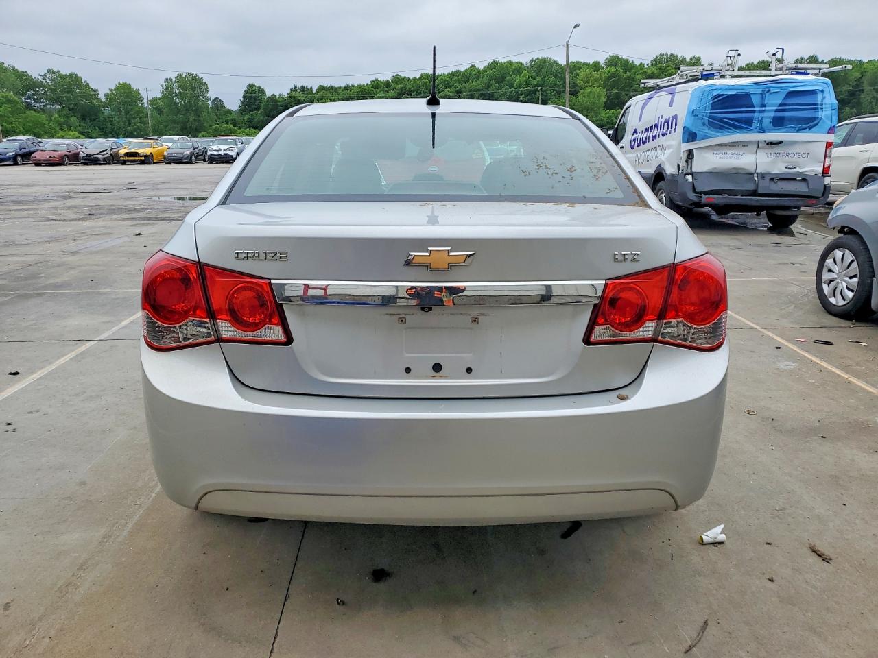 2013 Chevrolet Cruze Серебряный vin: 1G1PG5SB8D7228081
