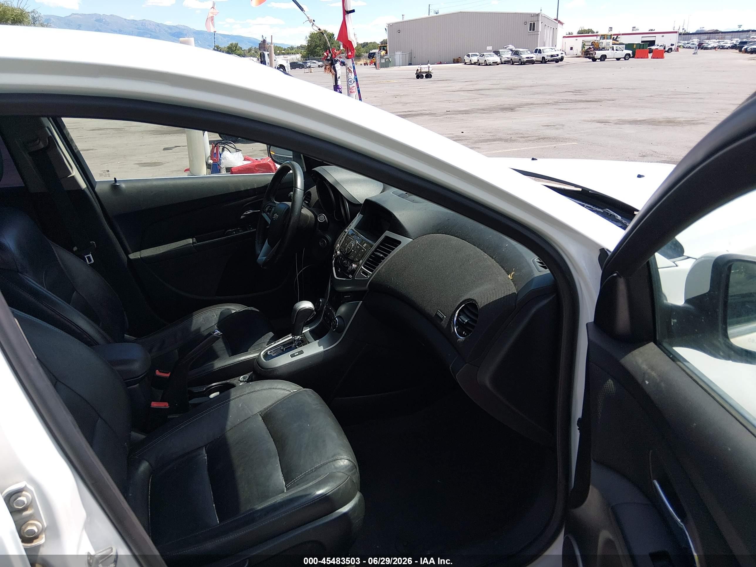 2012 Chevrolet Cruze 2lt White vin: 1G1PG5SC9C7121306