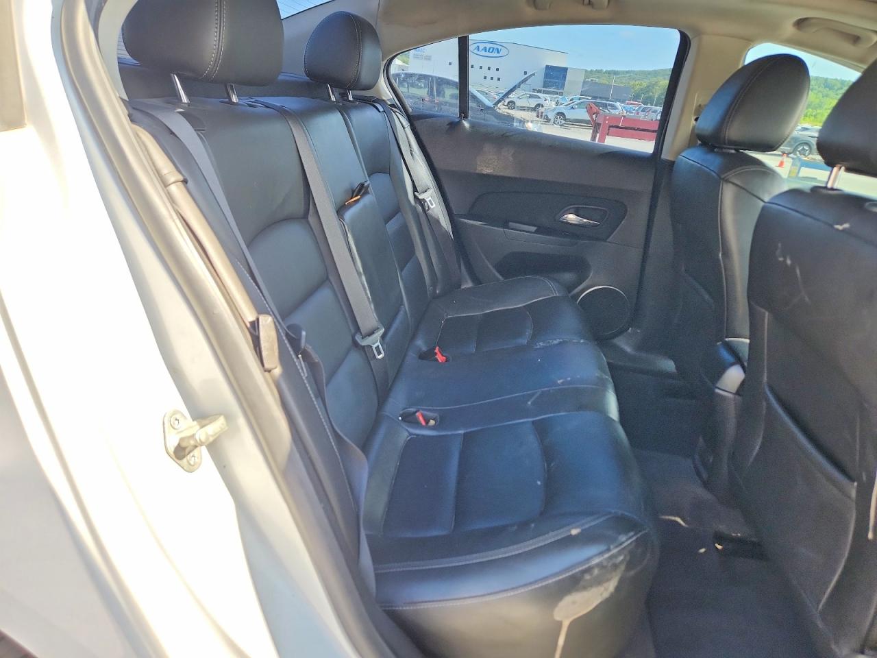 2012 Chevrolet Cruze Lt White vin: 1G1PG5SC9C7130653