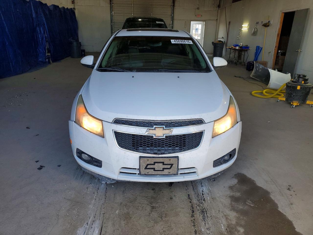 2011 Chev Cruze White vin: 1G1PH5S94B7160868