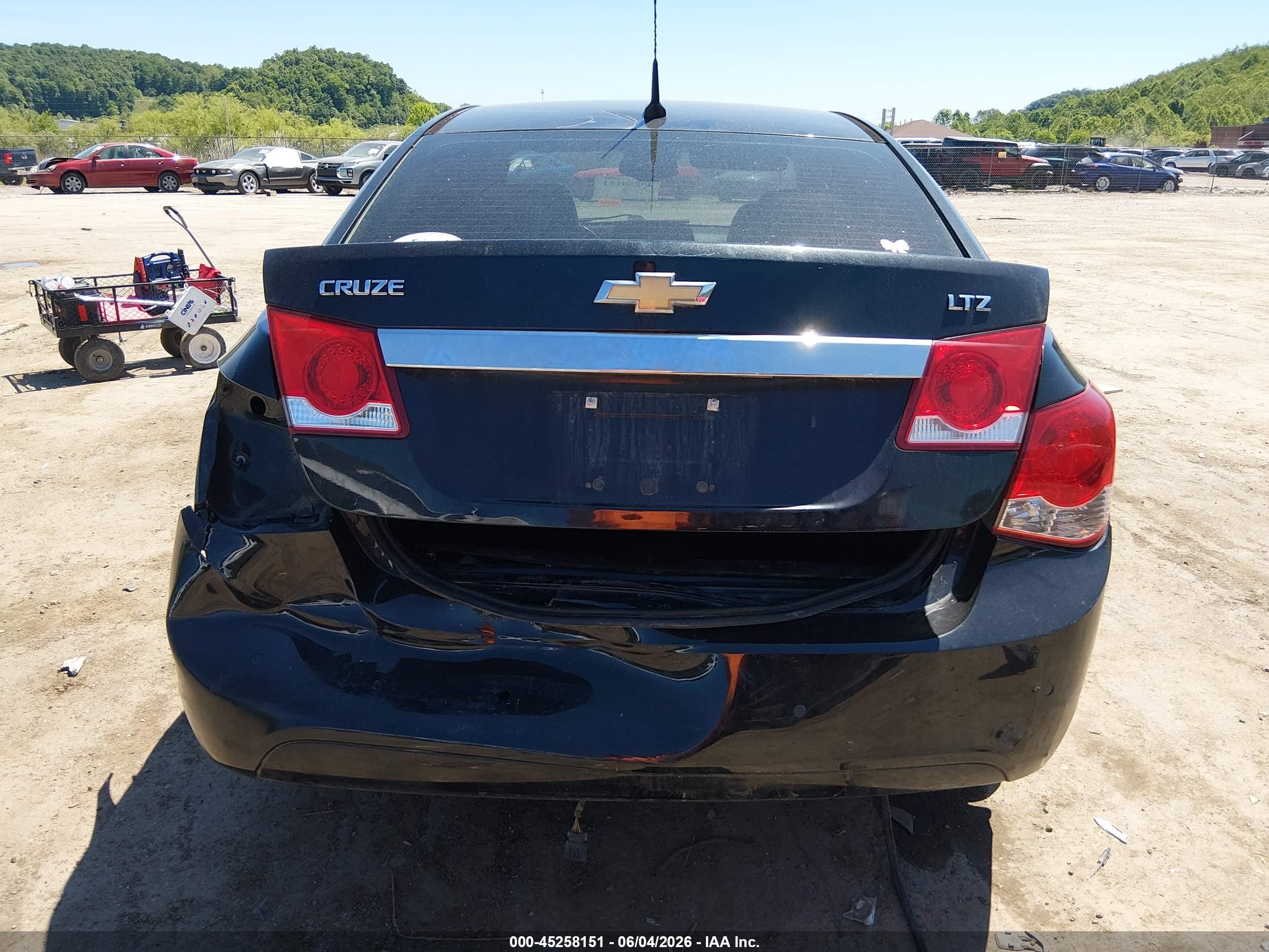 2011 Chevrolet Cruze Ltz Black vin: 1G1PH5S98B7202927