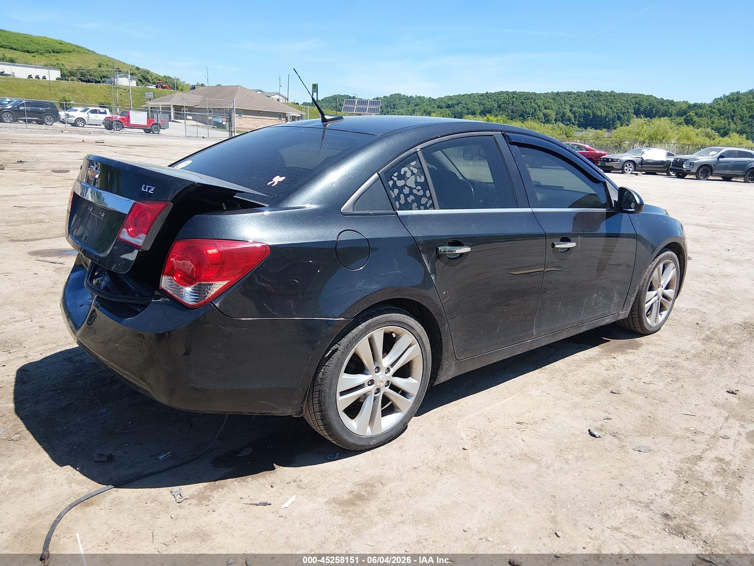 2011 Chevrolet Cruze Ltz Black vin: 1G1PH5S98B7202927