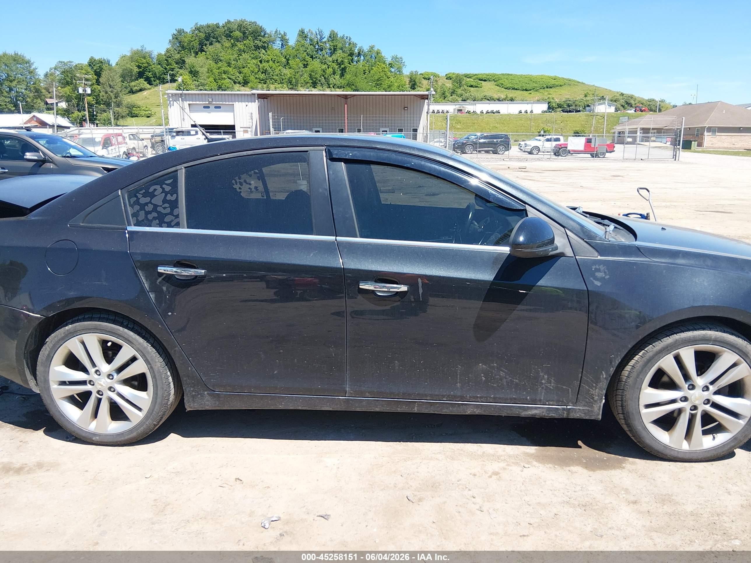 2011 Chevrolet Cruze Ltz Black vin: 1G1PH5S98B7202927