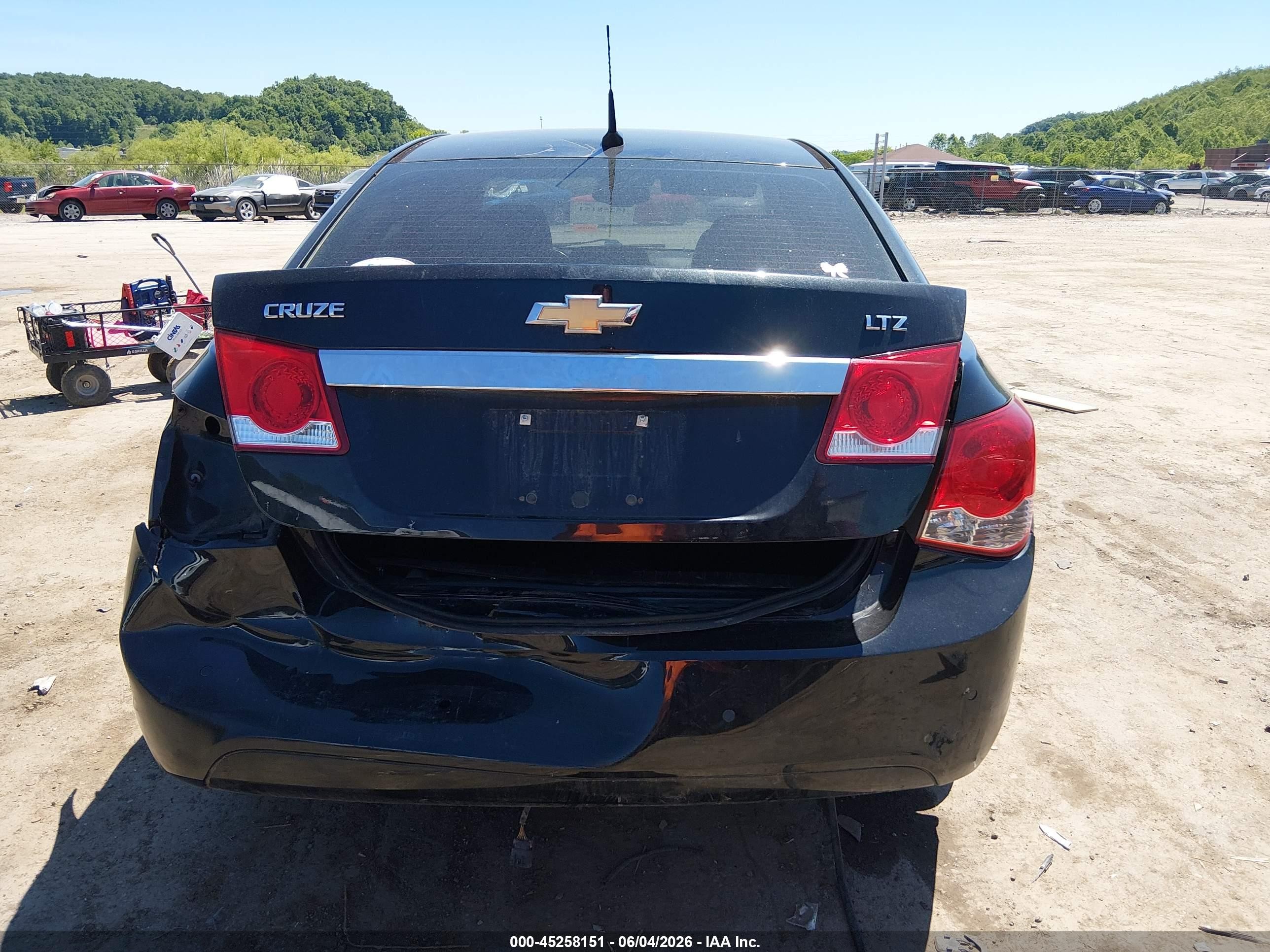 2011 Chevrolet Cruze Ltz Black vin: 1G1PH5S98B7202927