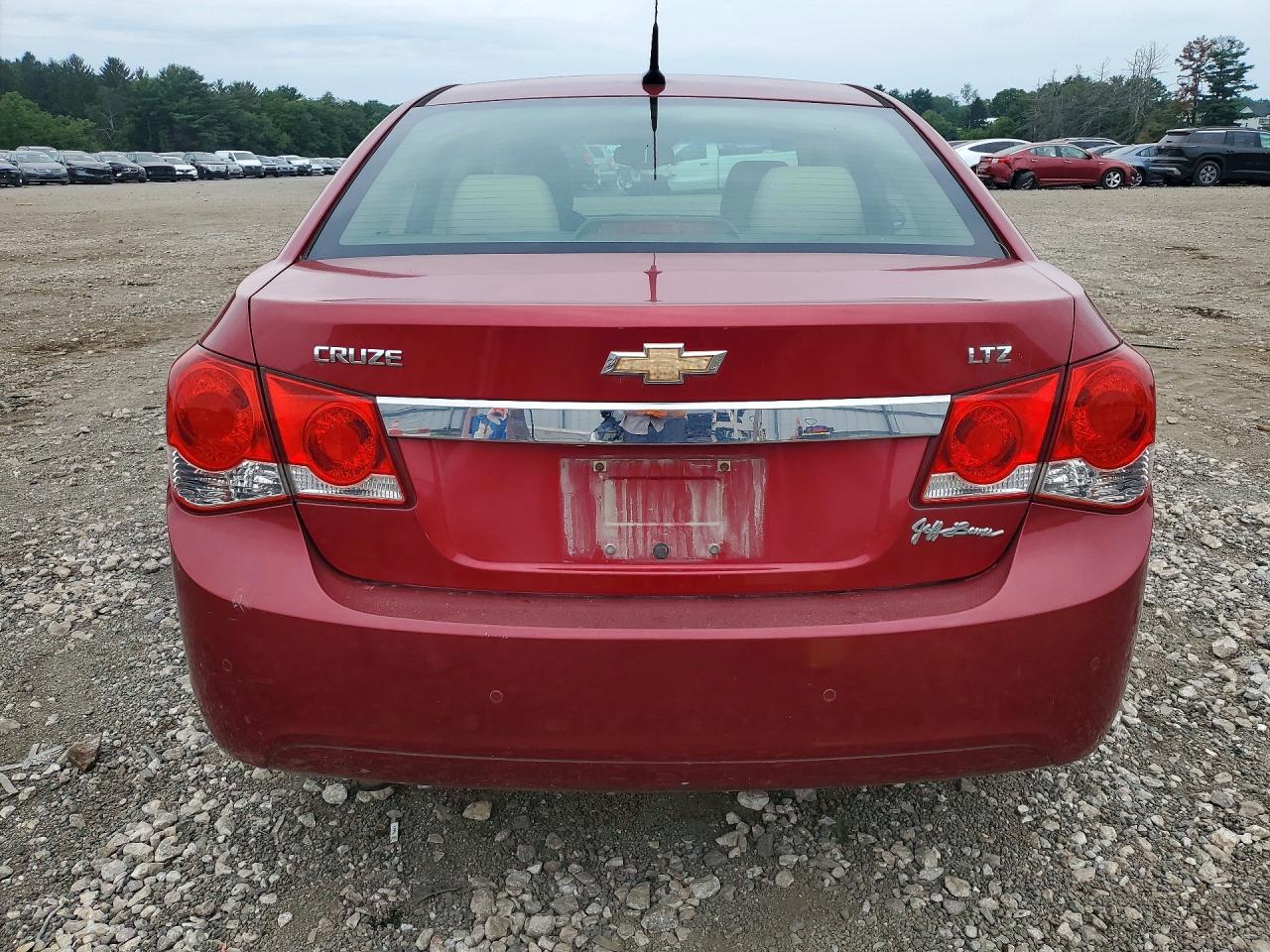 2011 Chevrolet Cruze Ltz Red vin: 1G1PH5S99B7183742