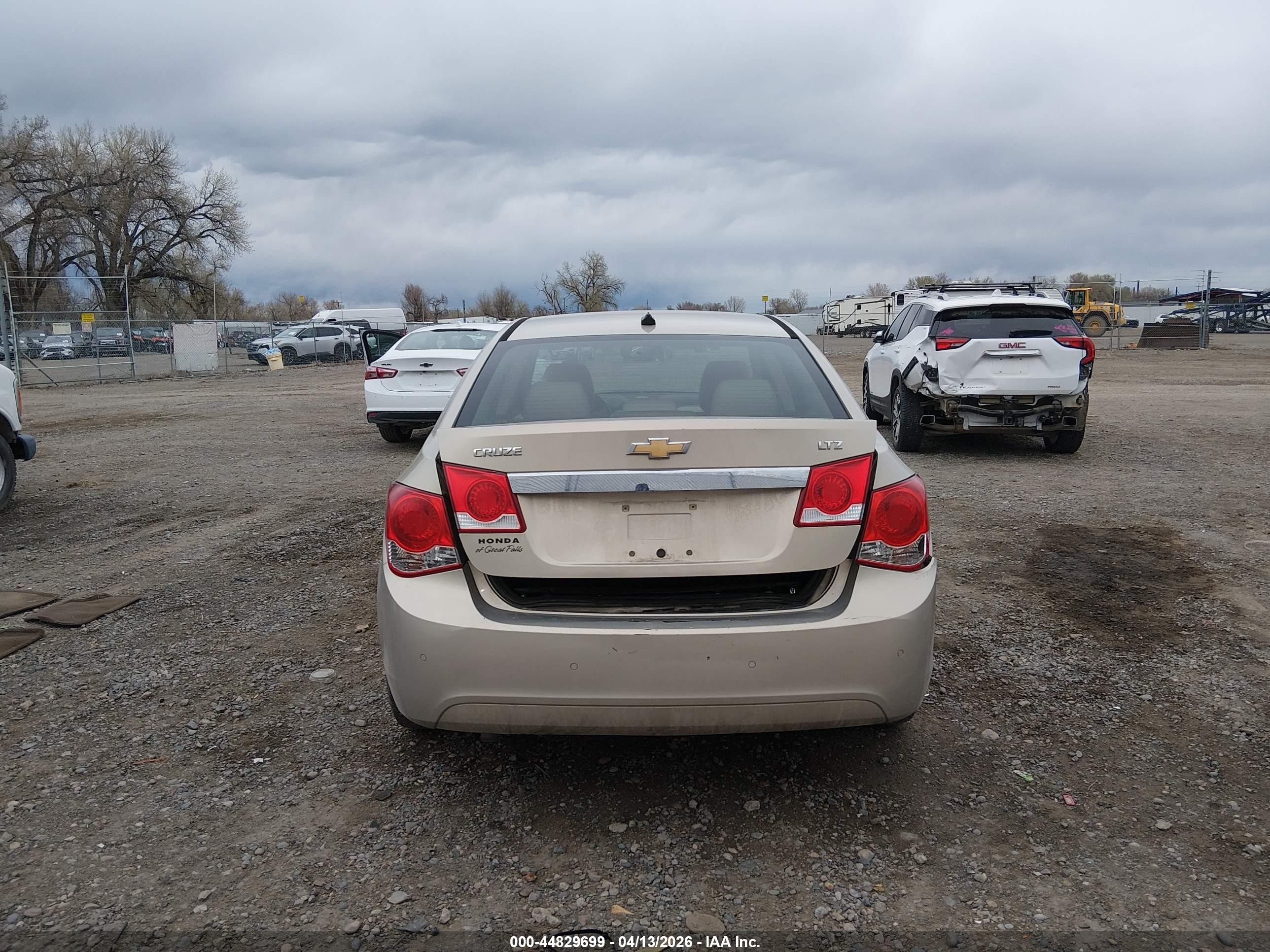 2011 Chevrolet Cruze Ltz Золотой vin: 1G1PH5S9XB7103977