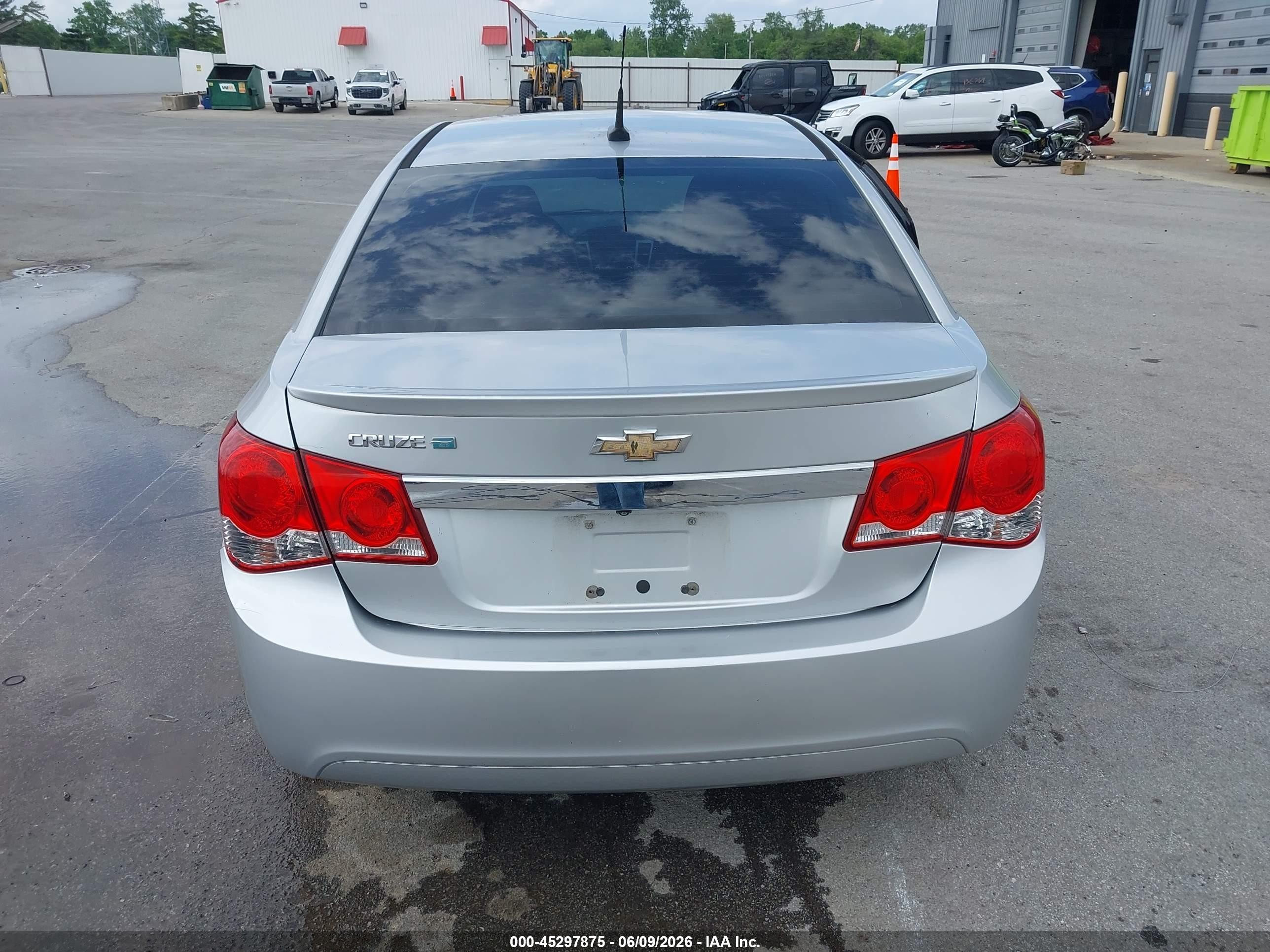 2013 Chevrolet Cruze Eco Auto Серебряный vin: 1G1PH5SBXD7224210