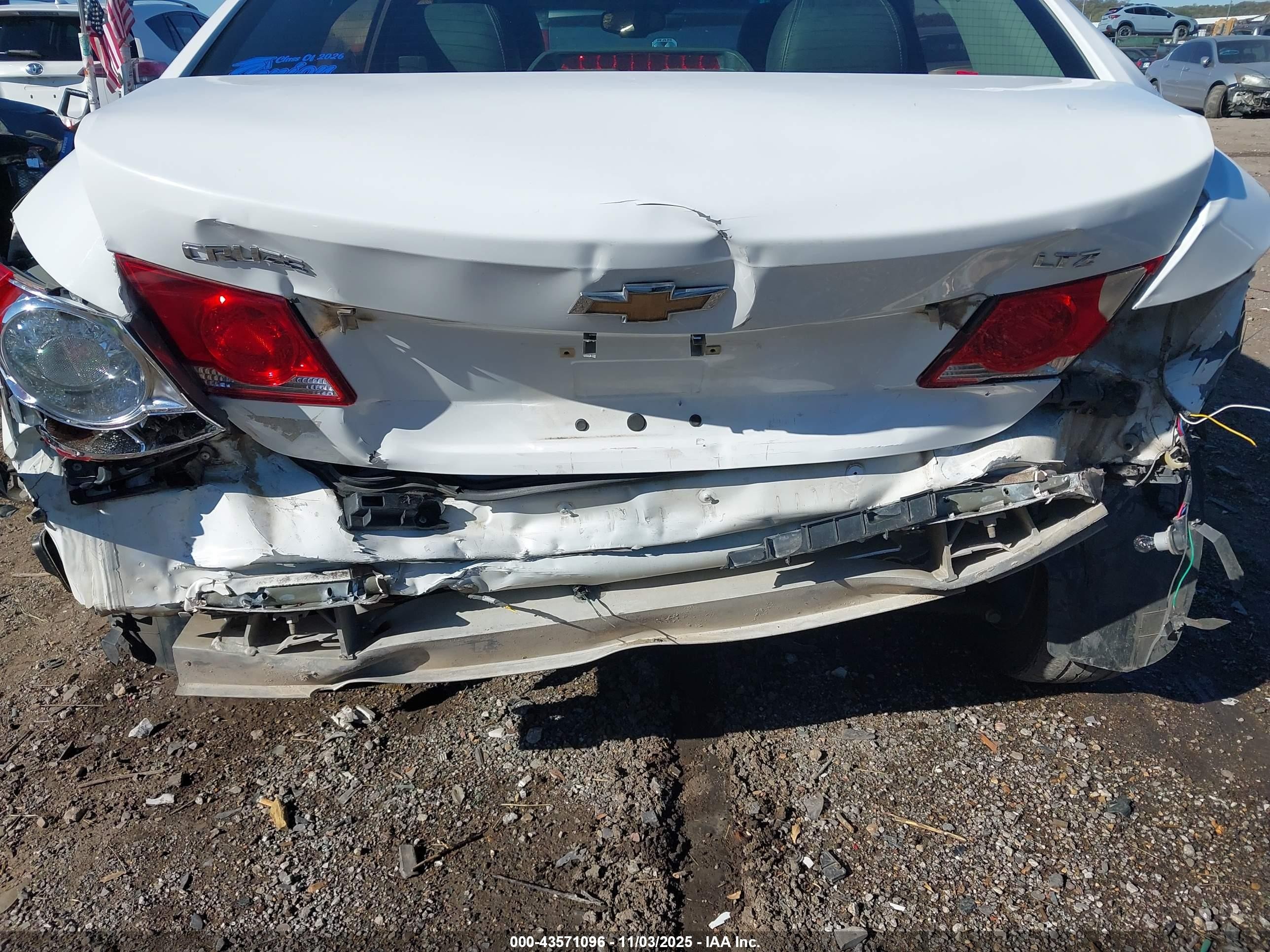 2012 Chevrolet Cruze Ltz White vin: 1G1PH5SC5C7266288