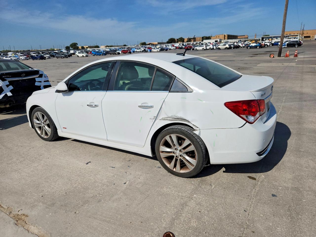 2012 Chevrolet Cruze Ltz White vin: 1G1PH5SCXC7407064