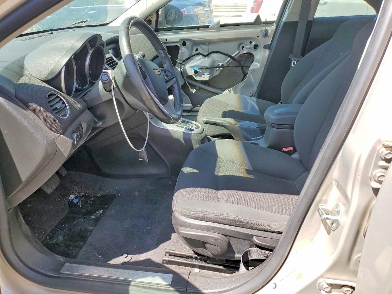 2011 Chevrolet Cruze Eco Серебряный vin: 1G1PJ5S91B7301657