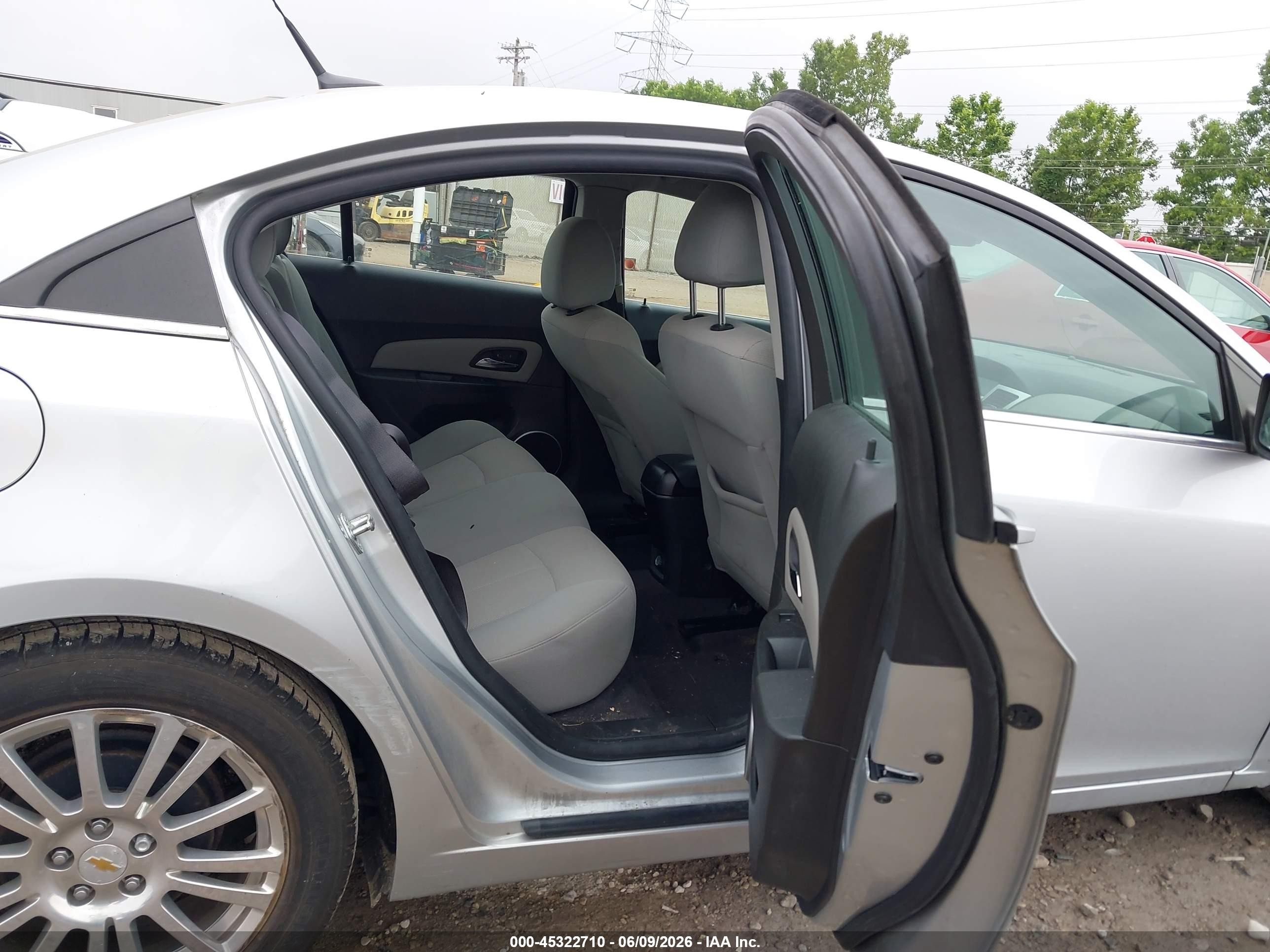 2011 Chevrolet Cruze Eco Silver vin: 1G1PJ5S92B7257846