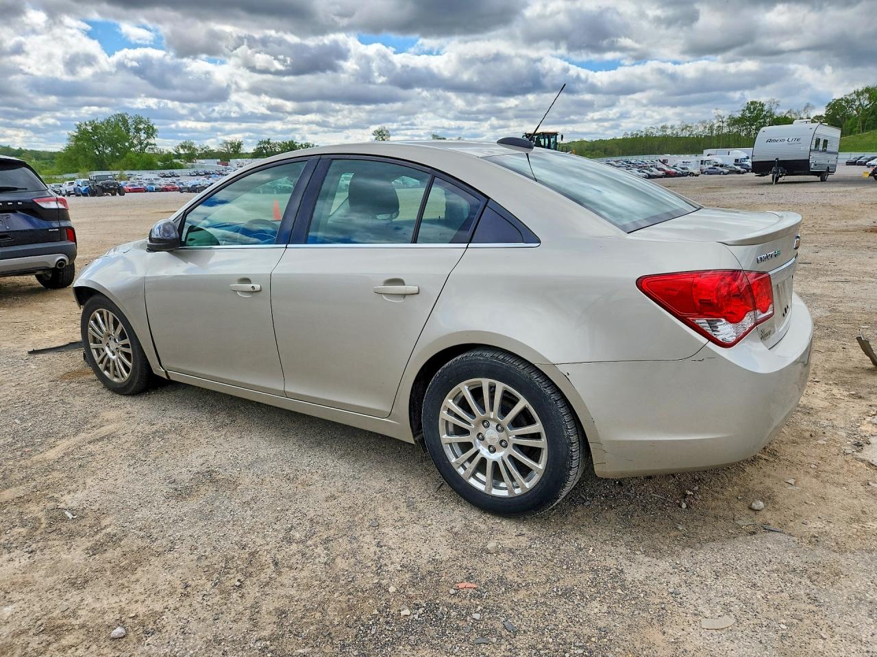 2016 Chevrolet Cruze Limited Eco Золотой vin: 1G1PJ5SB6G7139003