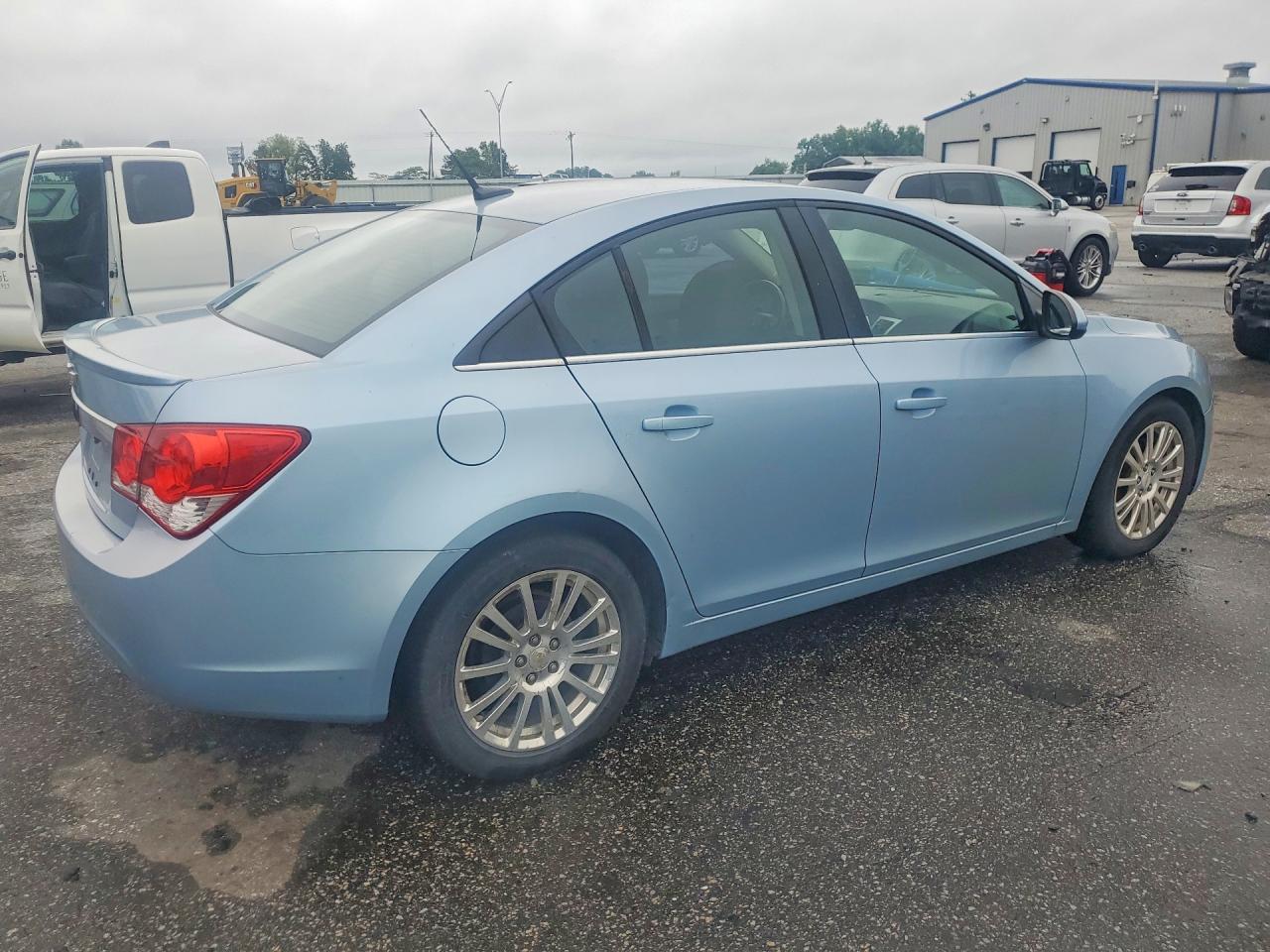 2011 Chevrolet Cruze Blue vin: 1G1PK5S96B7299000
