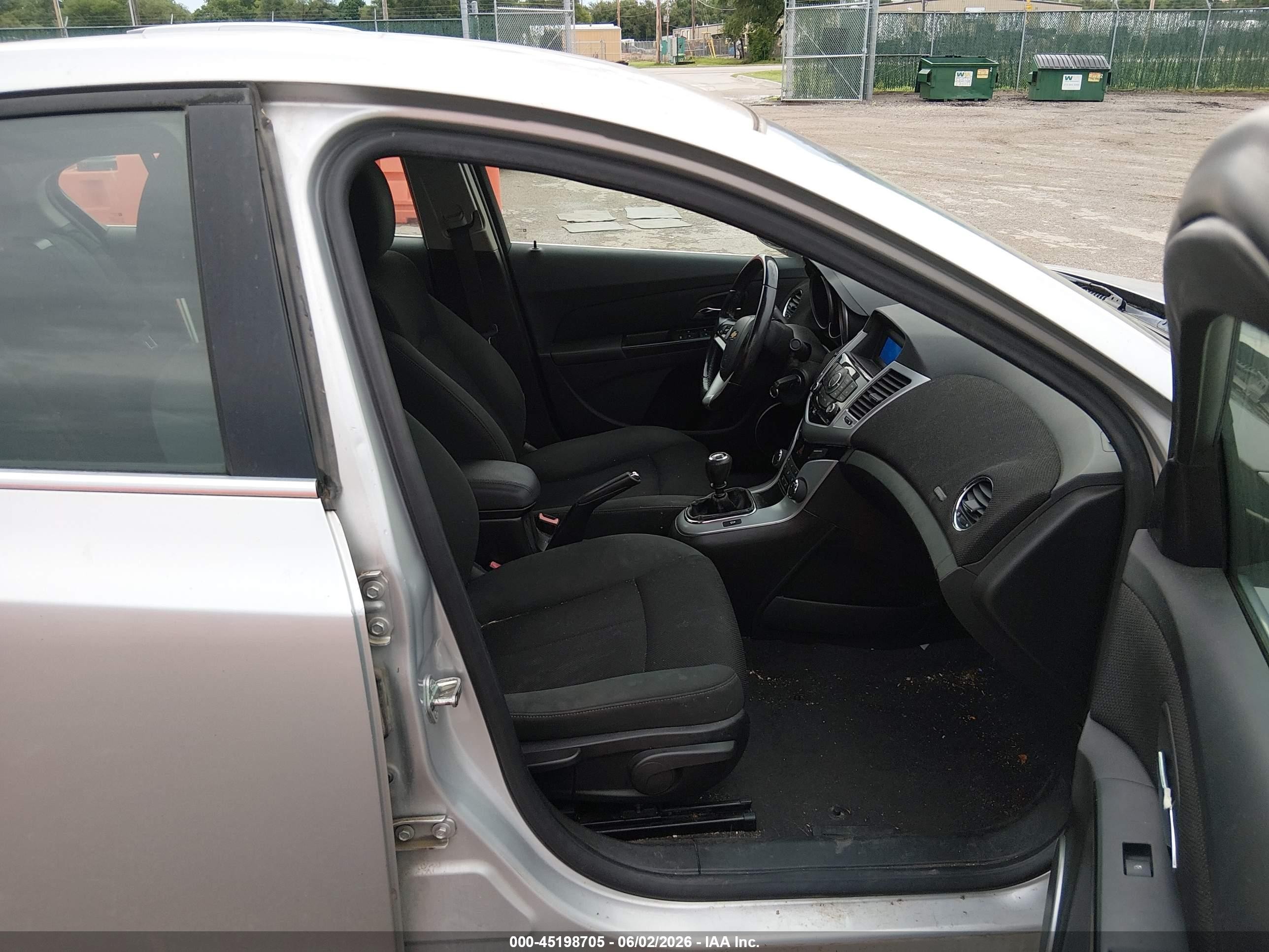 2011 Chevrolet Cruze Eco Серебряный vin: 1G1PK5S97B7198130