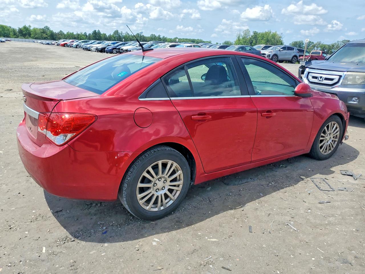 2012 Chevrolet Cruze Eco Red vin: 1G1PK5SC5C7250870