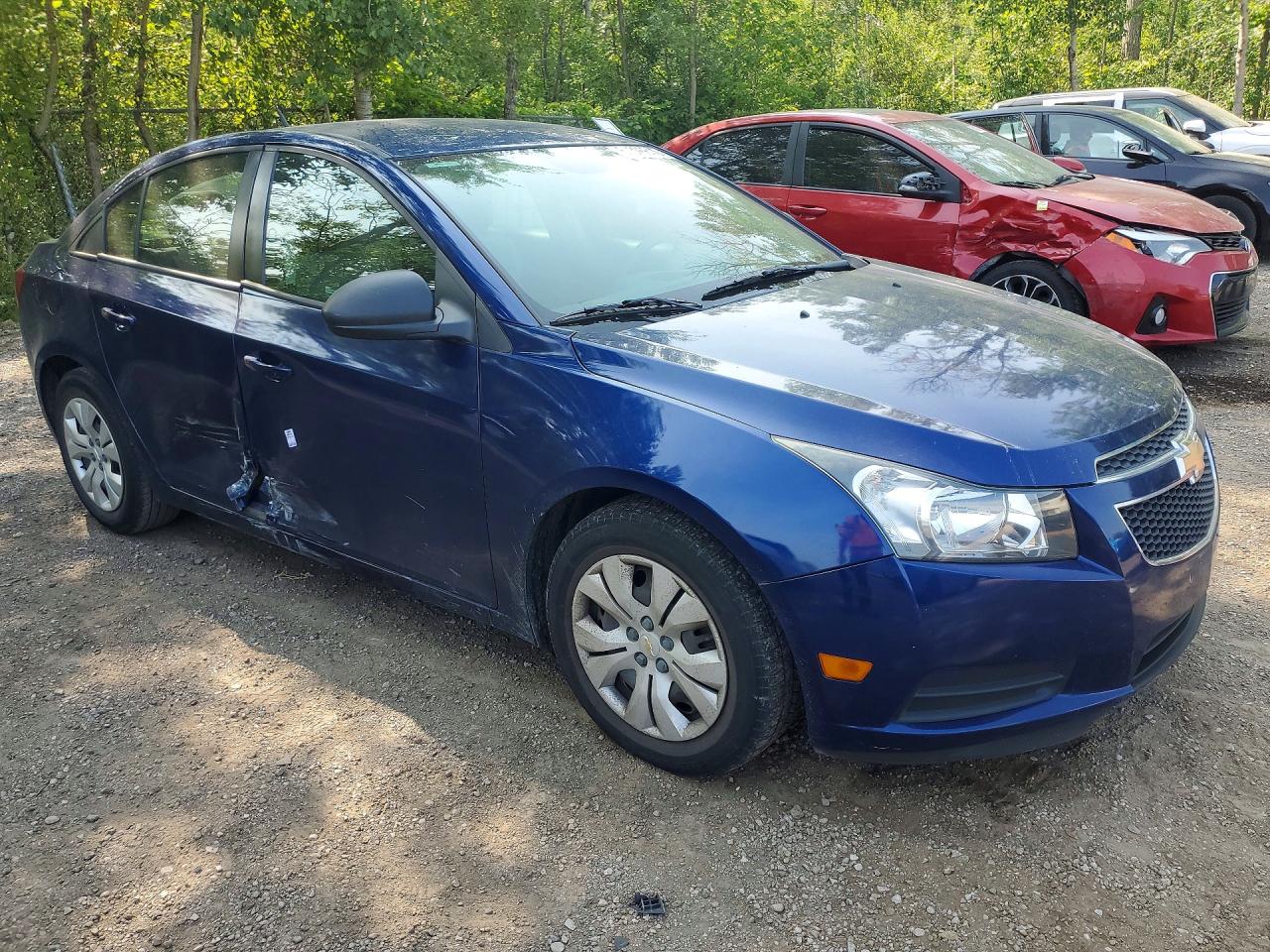 2013 Chevrolet Cruze Ls Blue vin: 1G1PL5SH2D7267930