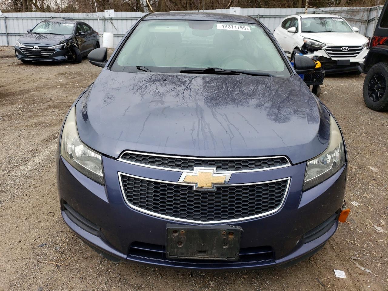 2013 Chevrolet Cruze Ls Blue vin: 1G1PL5SH5D7236221