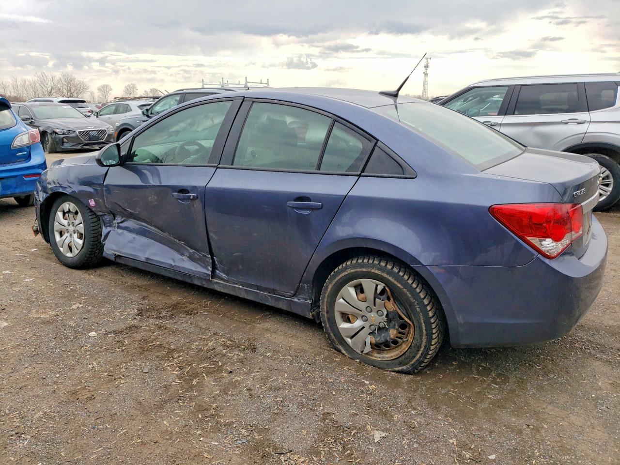 2013 Chevrolet Cruze Ls Blue vin: 1G1PL5SH5D7236221
