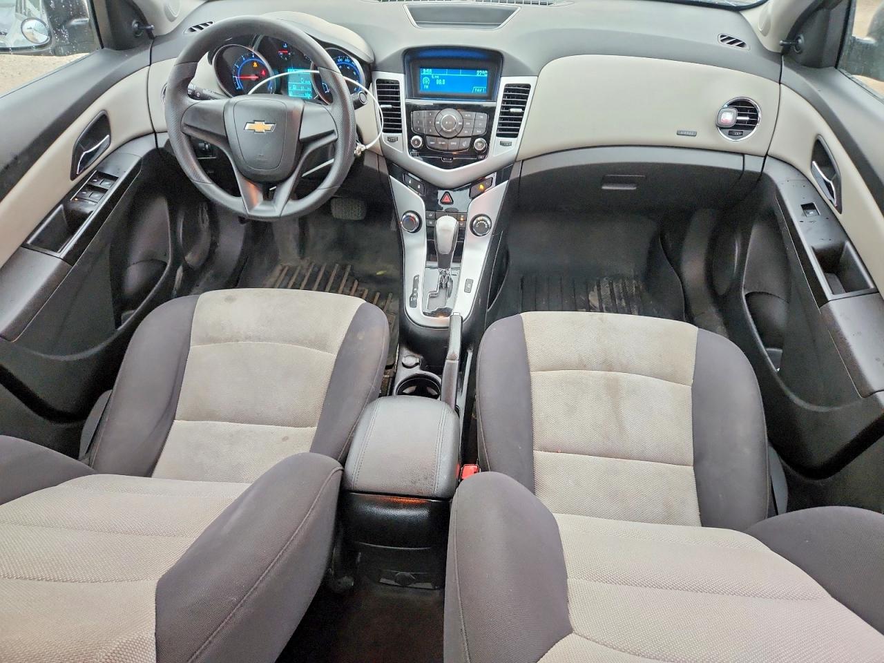 2013 Chevrolet Cruze Ls Silver vin: 1G1PL5SHXD7298097