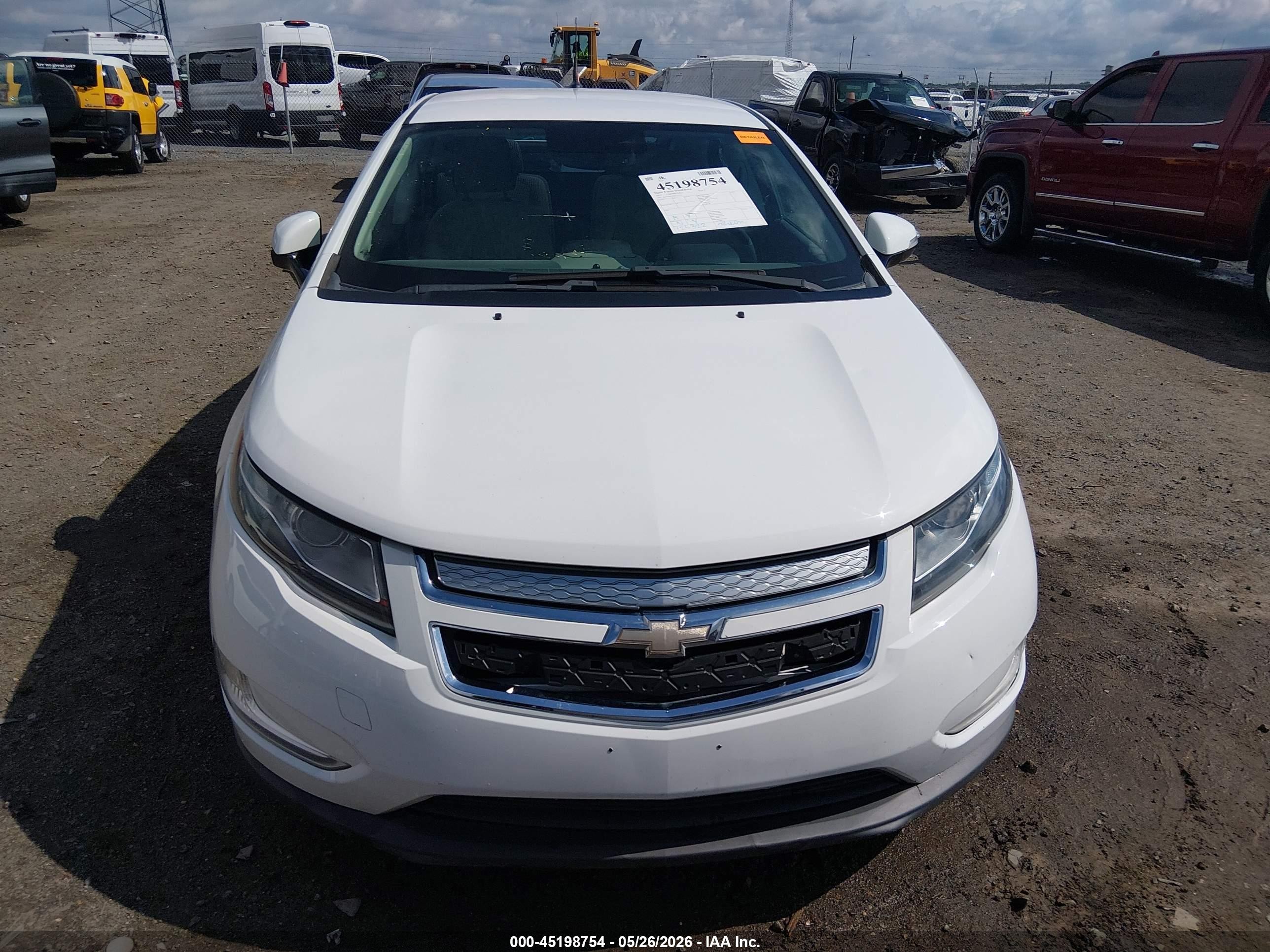 2013 Chevrolet Volt   White vin: 1G1RA6E40DU137174