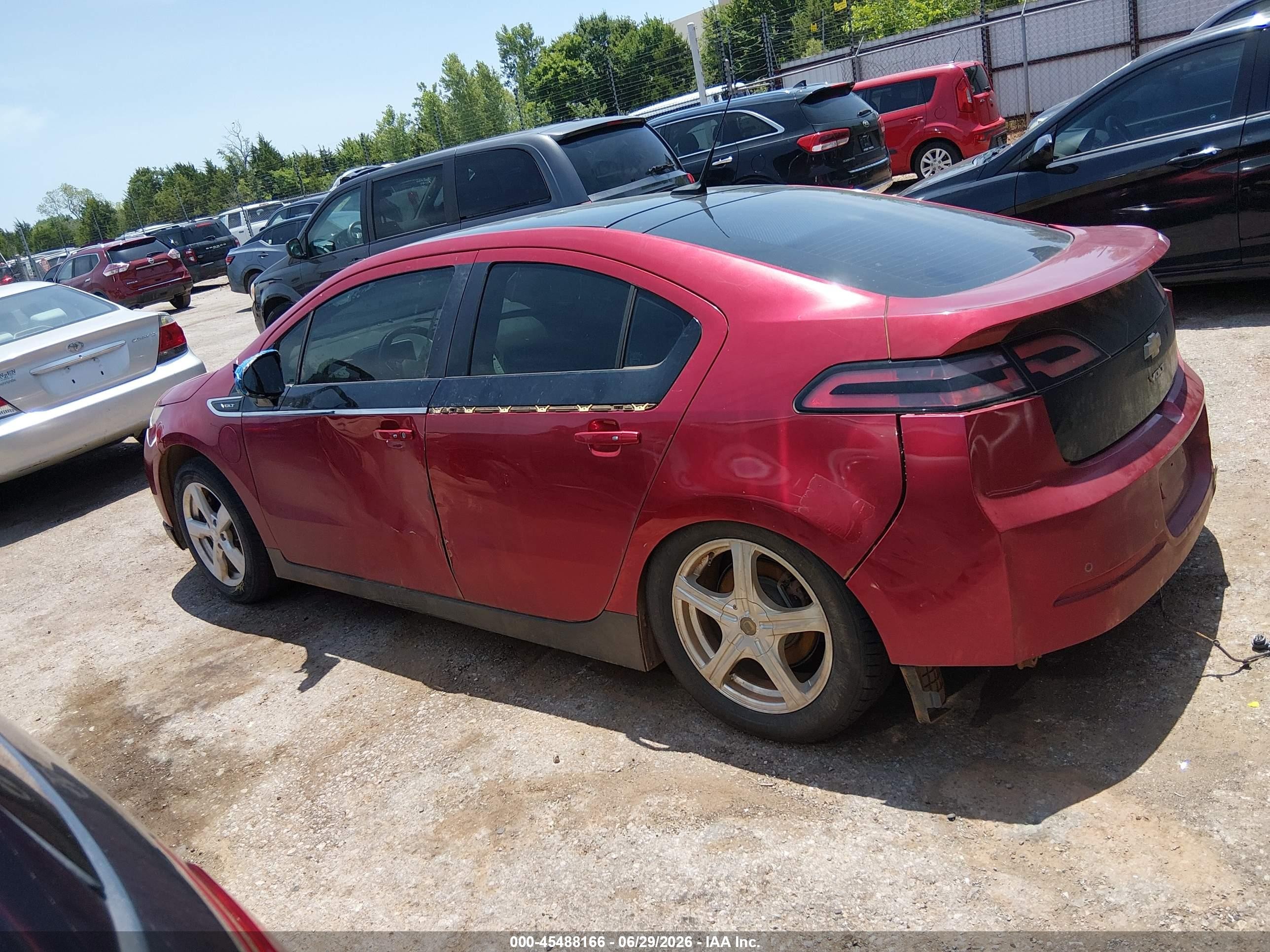 2012 Chevrolet Volt   Red vin: 1G1RA6E43CU108816
