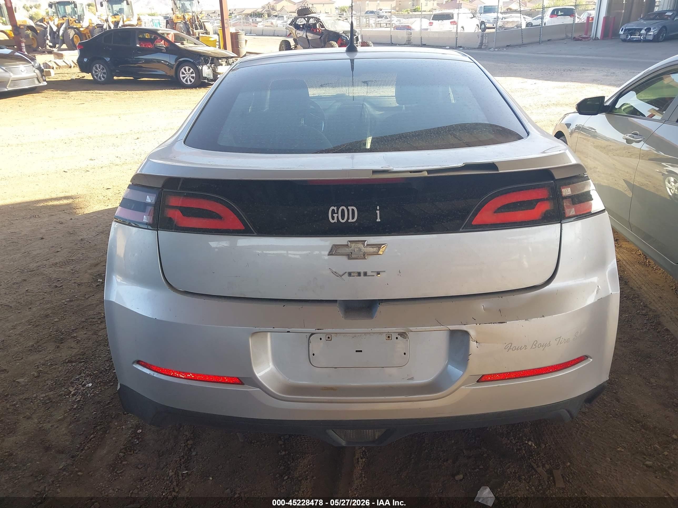 2013 Chevrolet Volt   Серый vin: 1G1RA6E45DU121178