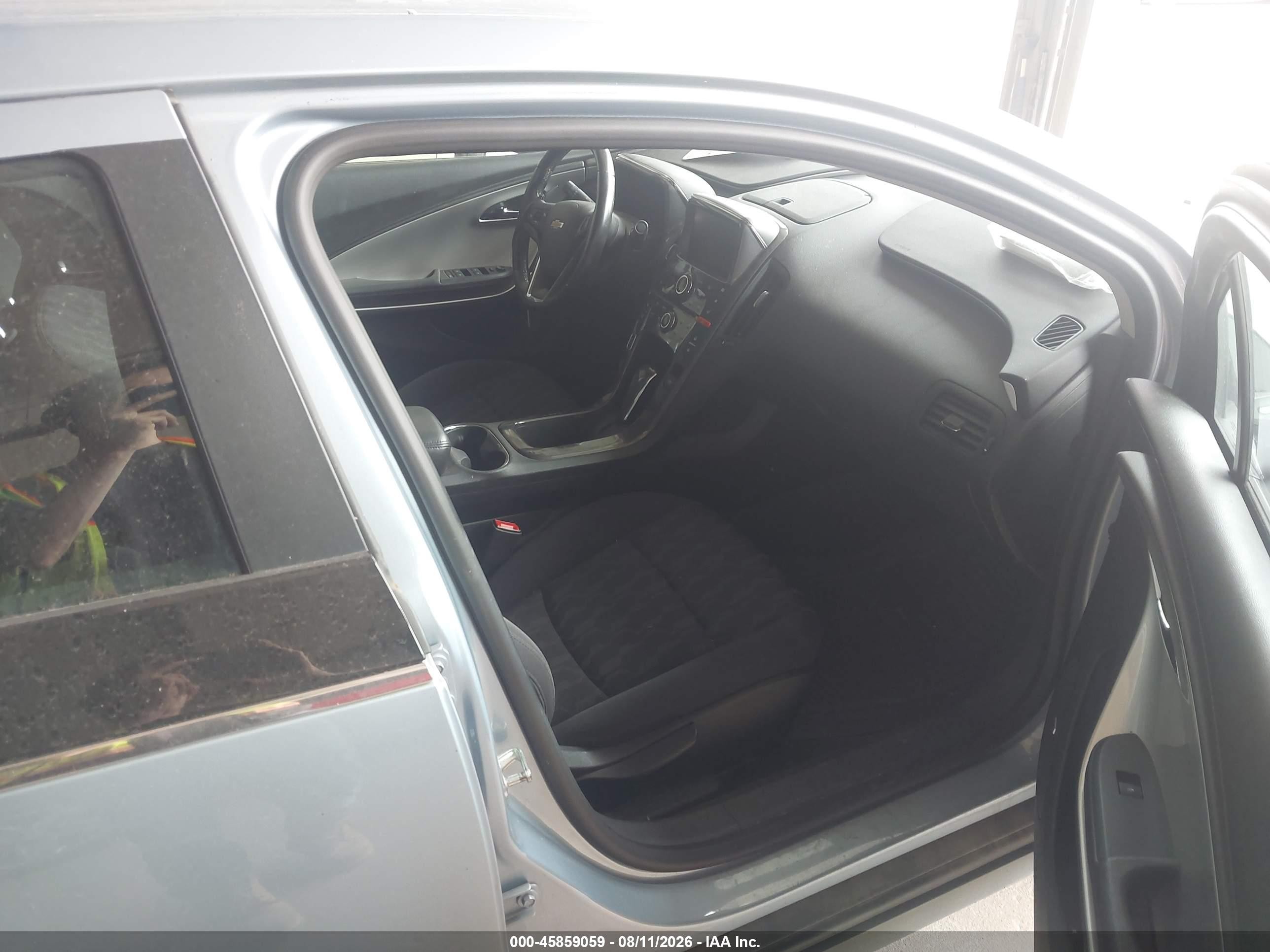 2014 Chevrolet Volt   Silver vin: 1G1RA6E45EU120467