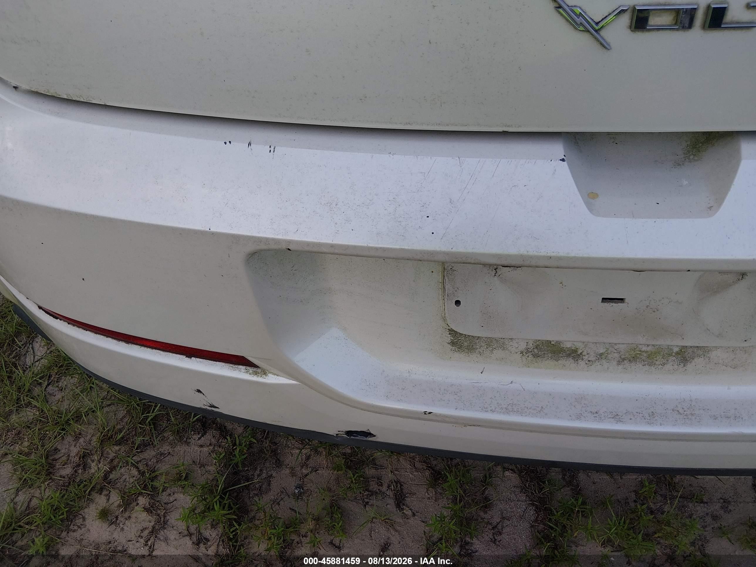 2013 Chevrolet Volt   White vin: 1G1RA6E46DU105538