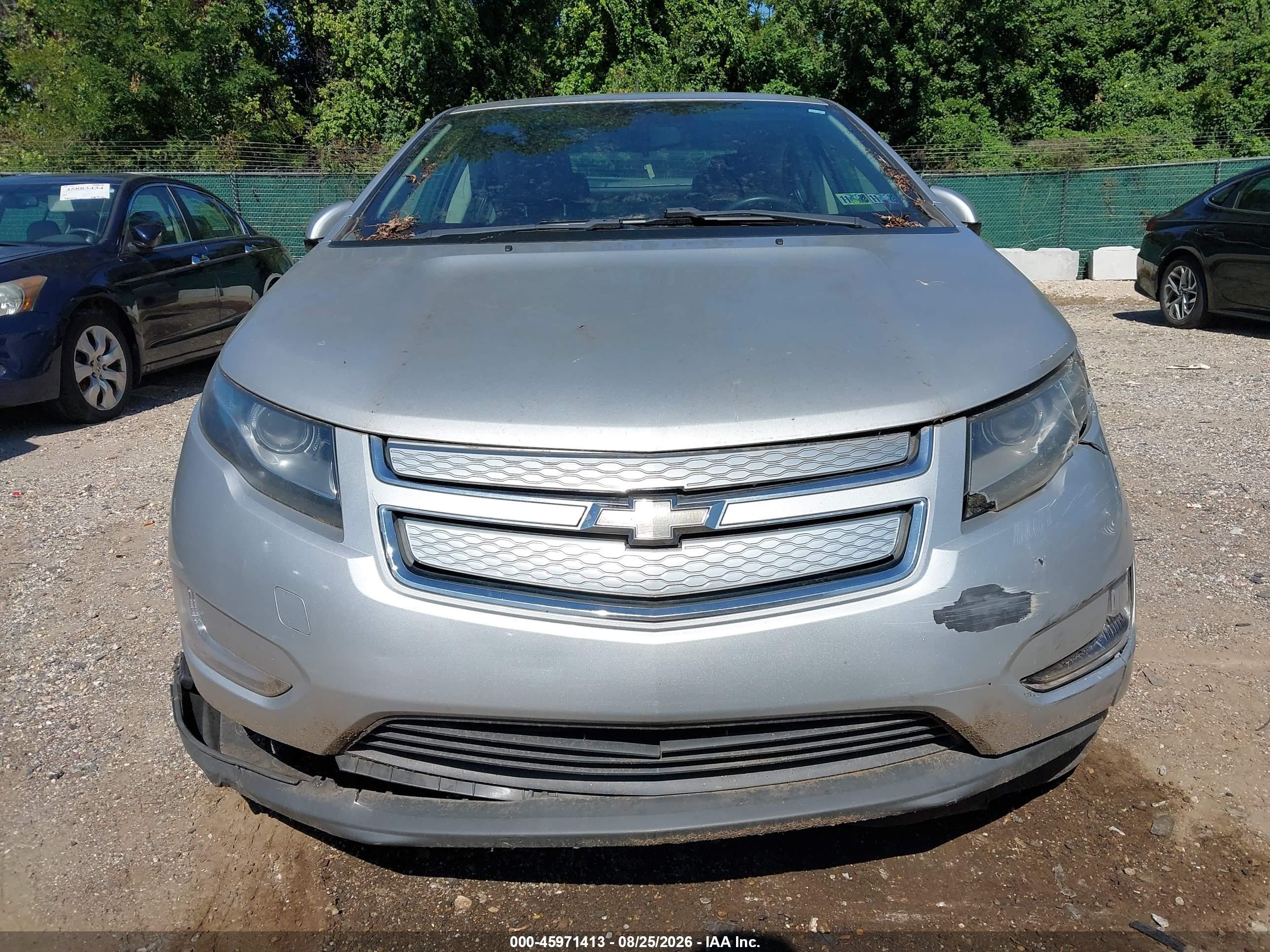 2013 Chevrolet Volt   Серебряный vin: 1G1RA6E47DU140184