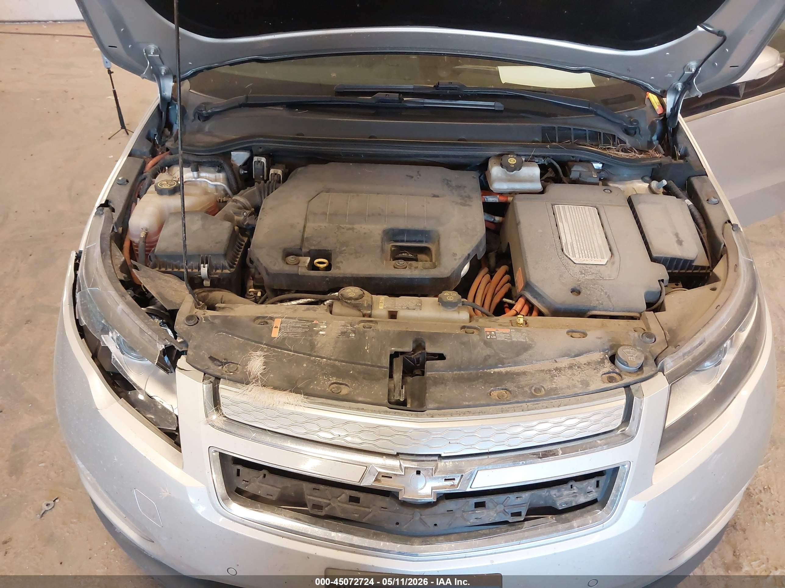 2013 Chevrolet Volt   Серебряный vin: 1G1RB6E41DU111518