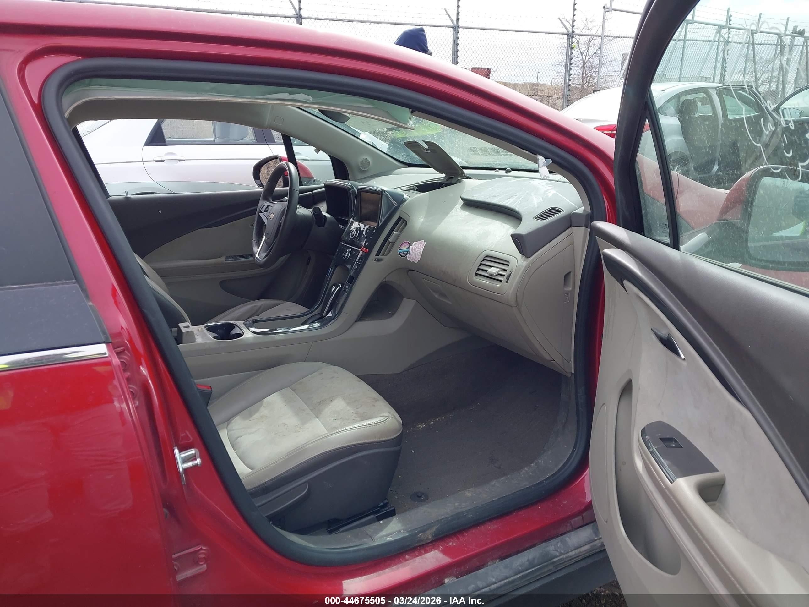 2013 Chevrolet Volt   Red vin: 1G1RB6E41DU123961