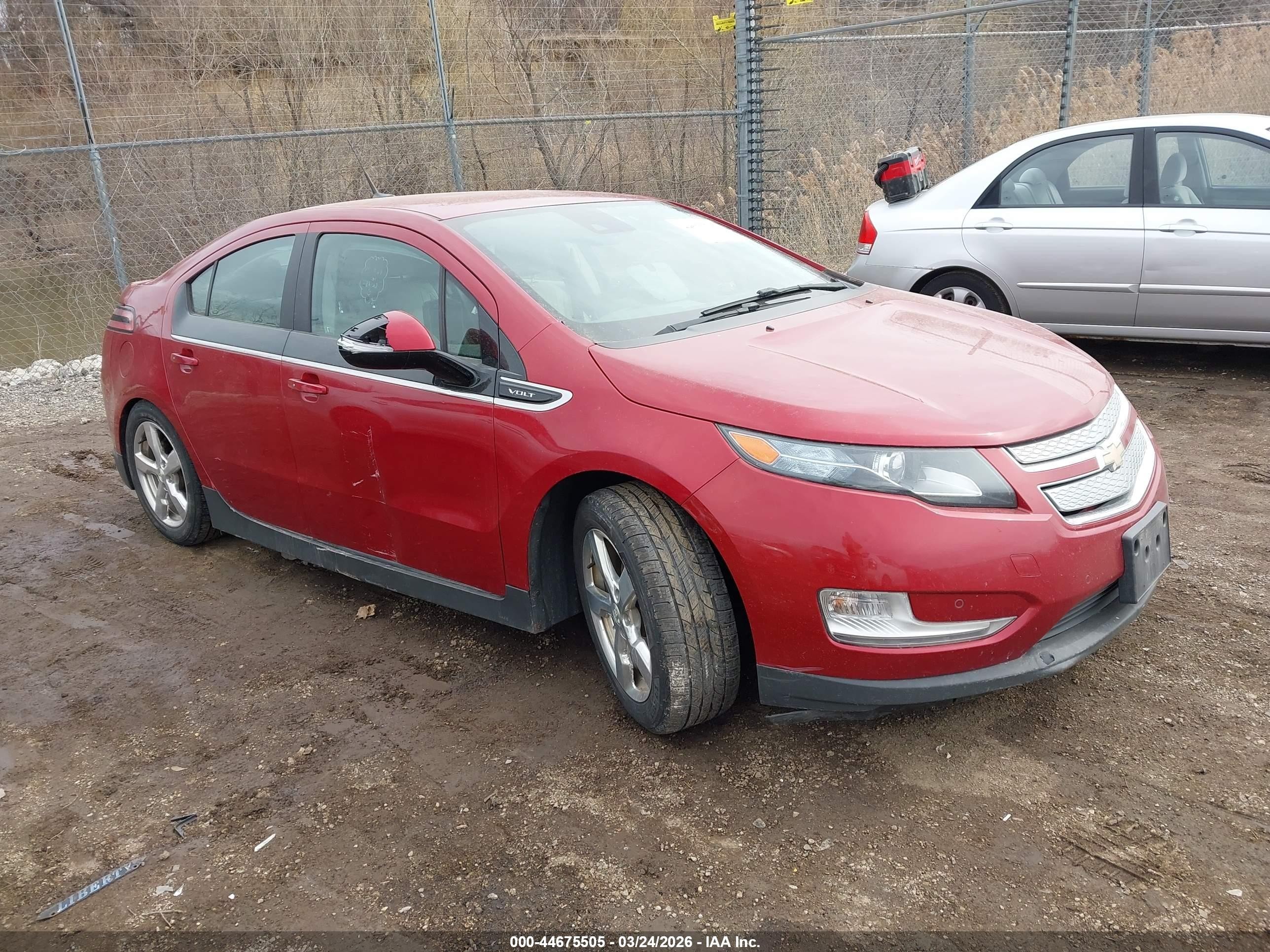 2013 Chevrolet Volt   Red vin: 1G1RB6E41DU123961
