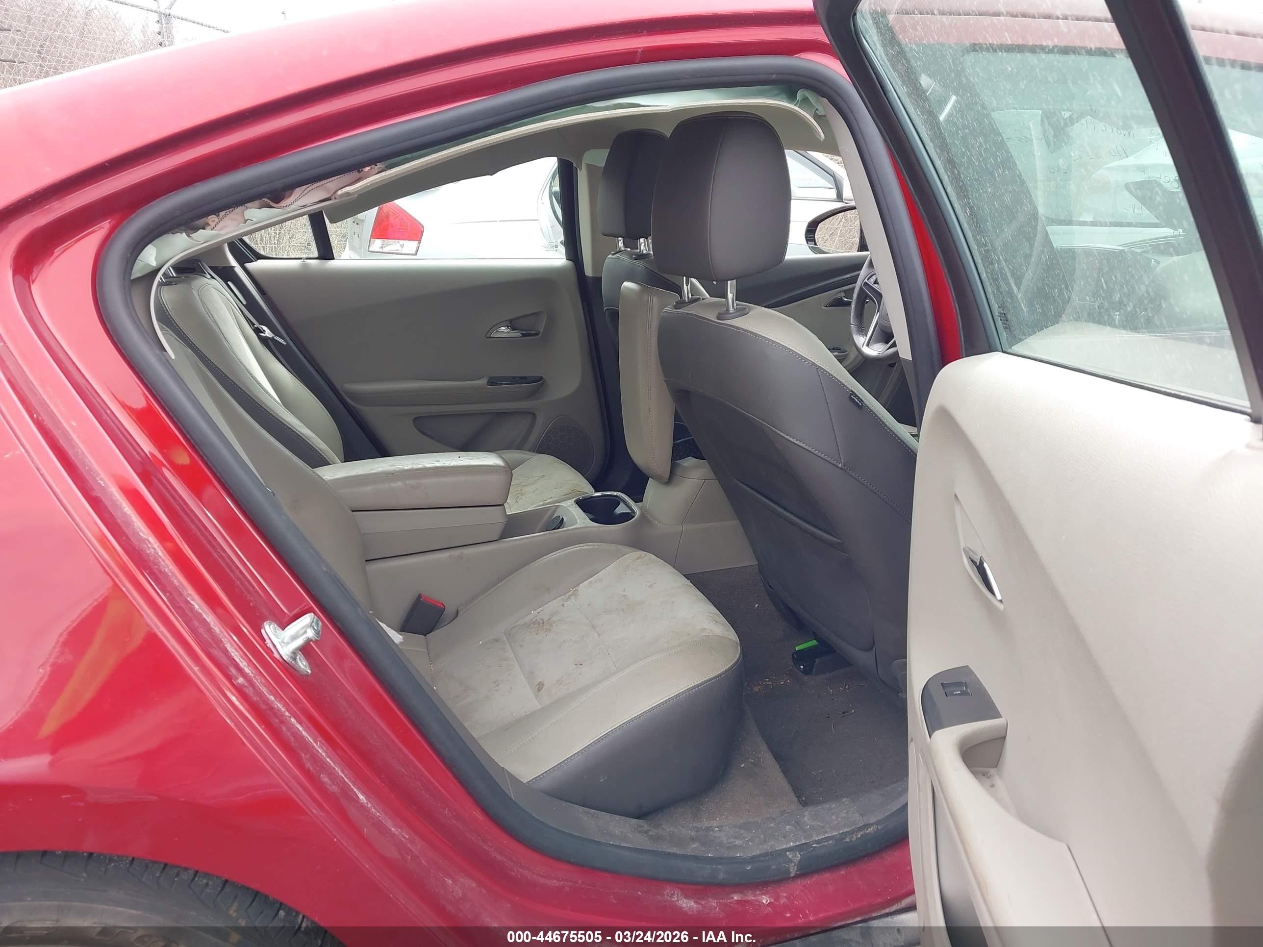 2013 Chevrolet Volt   Red vin: 1G1RB6E41DU123961