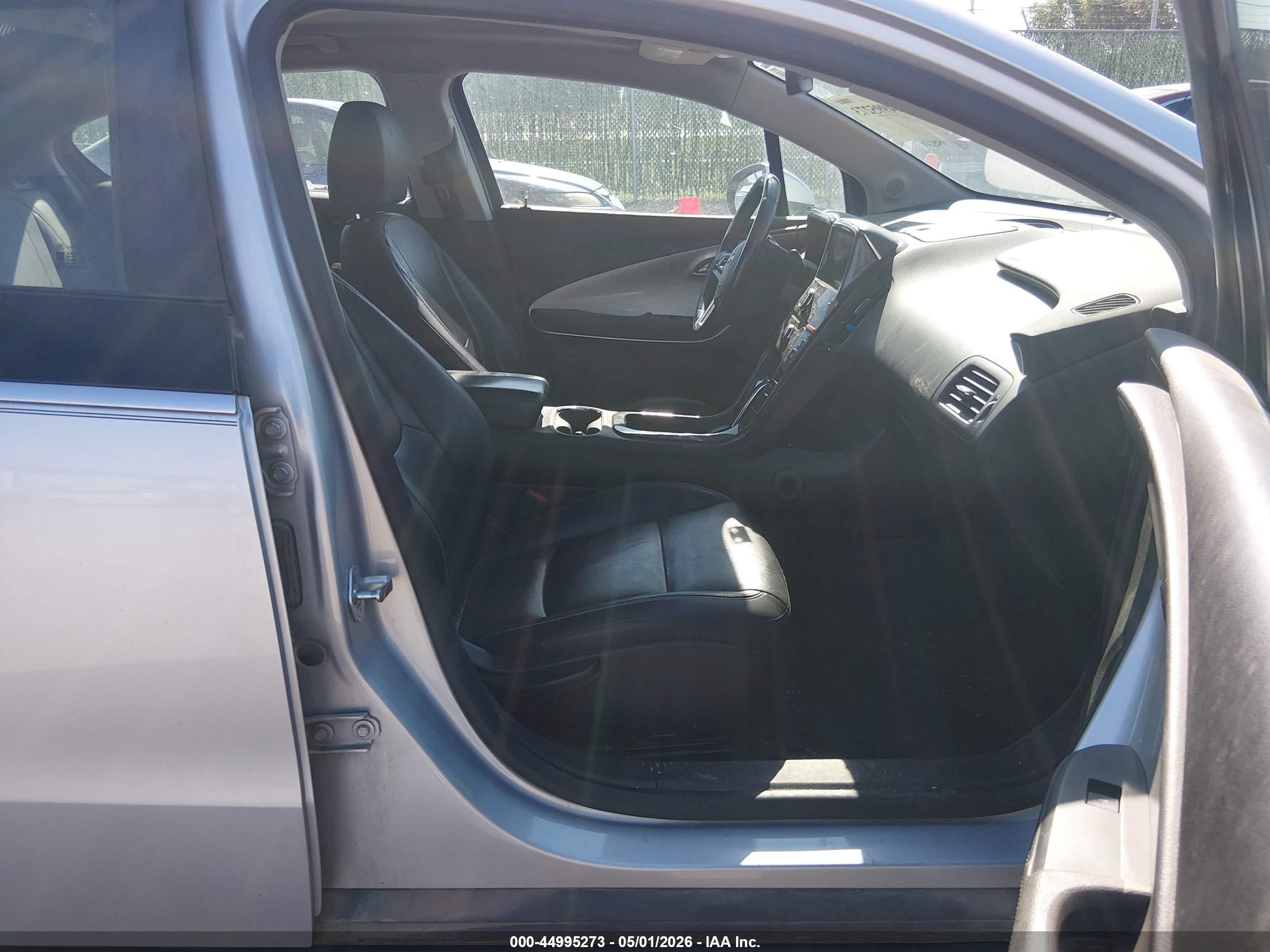 2013 Chevrolet Volt   Silver vin: 1G1RB6E41DU149573