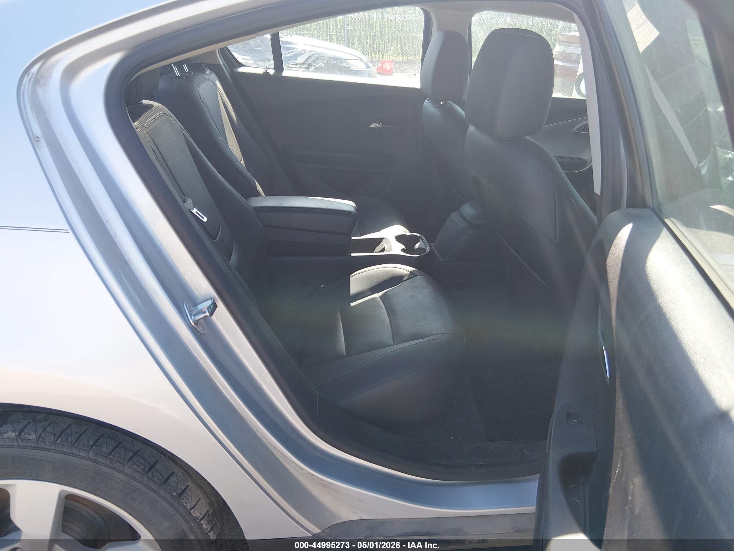 2013 Chevrolet Volt   Silver vin: 1G1RB6E41DU149573