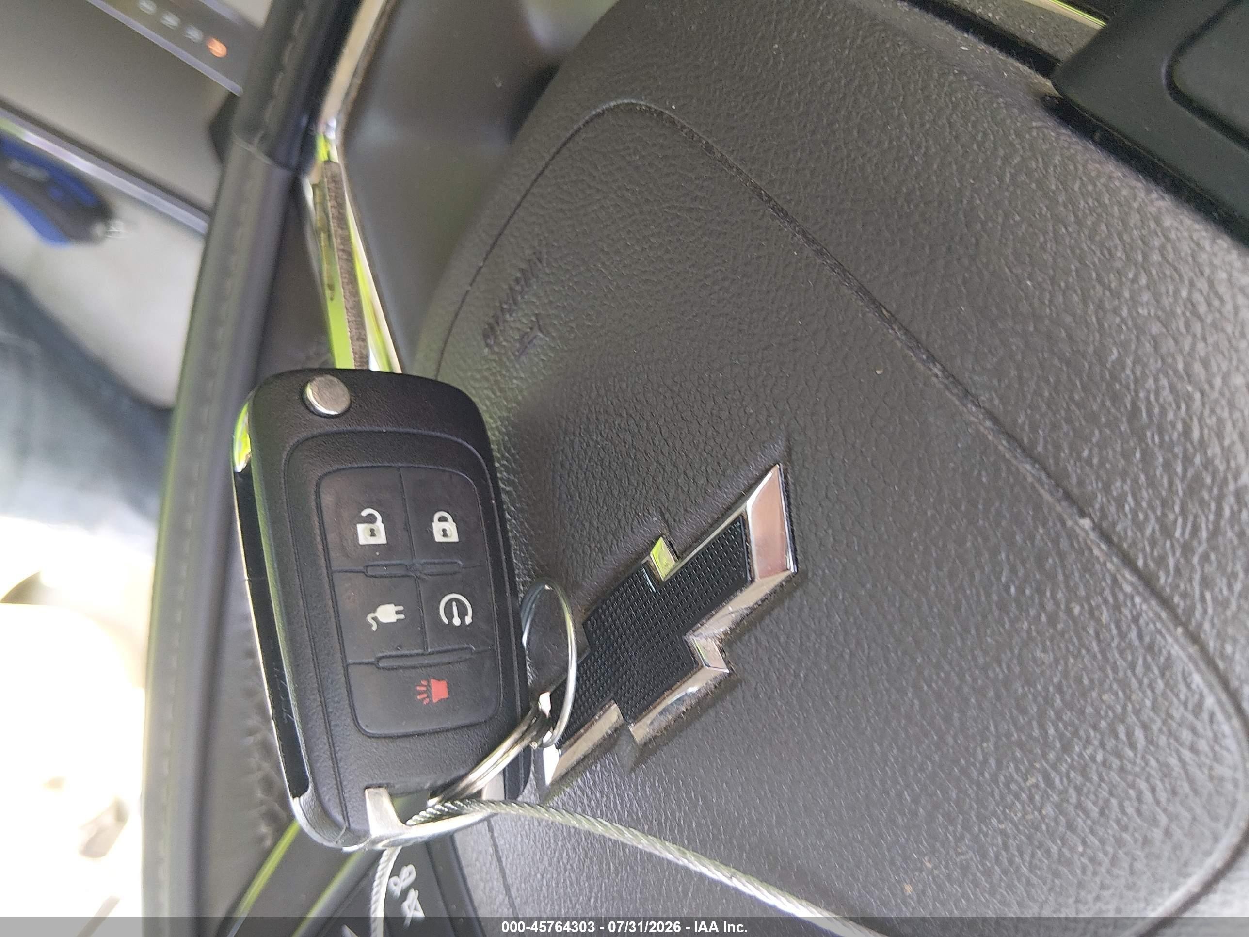 2013 Chevrolet Volt   White vin: 1G1RB6E43DU146545