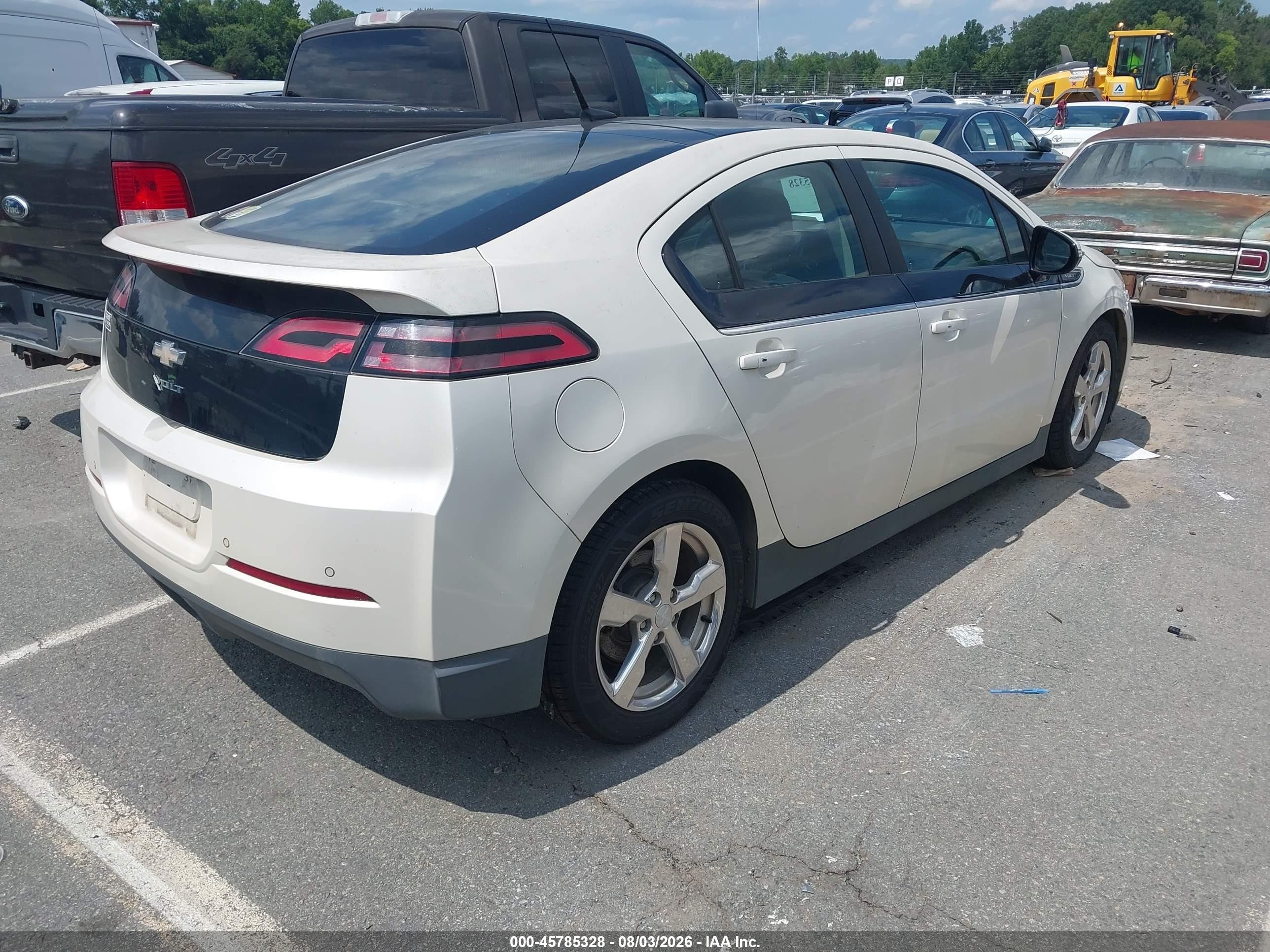 2012 Chevrolet Volt   Cream vin: 1G1RB6E44CU119000