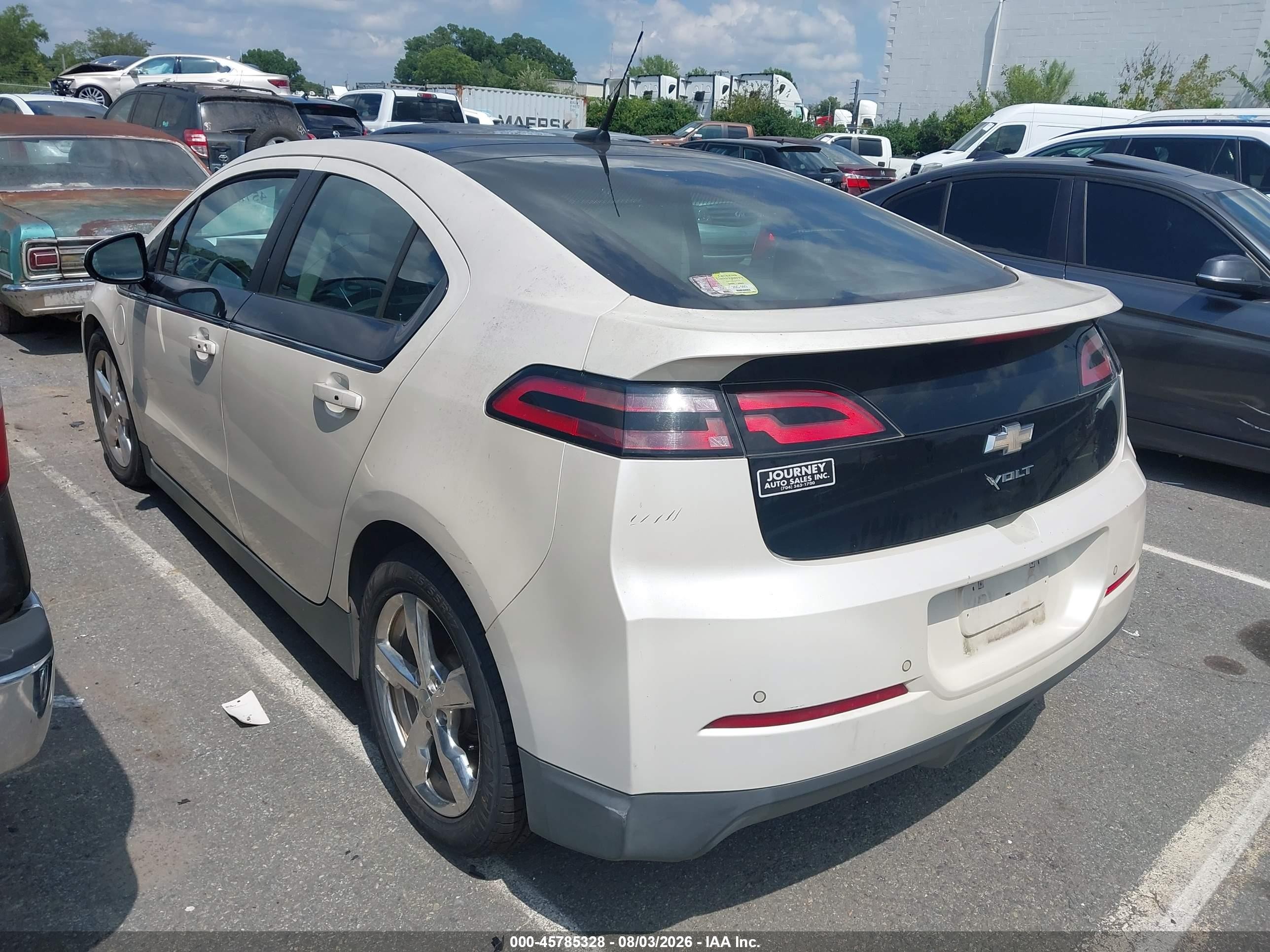 2012 Chevrolet Volt   Cream vin: 1G1RB6E44CU119000
