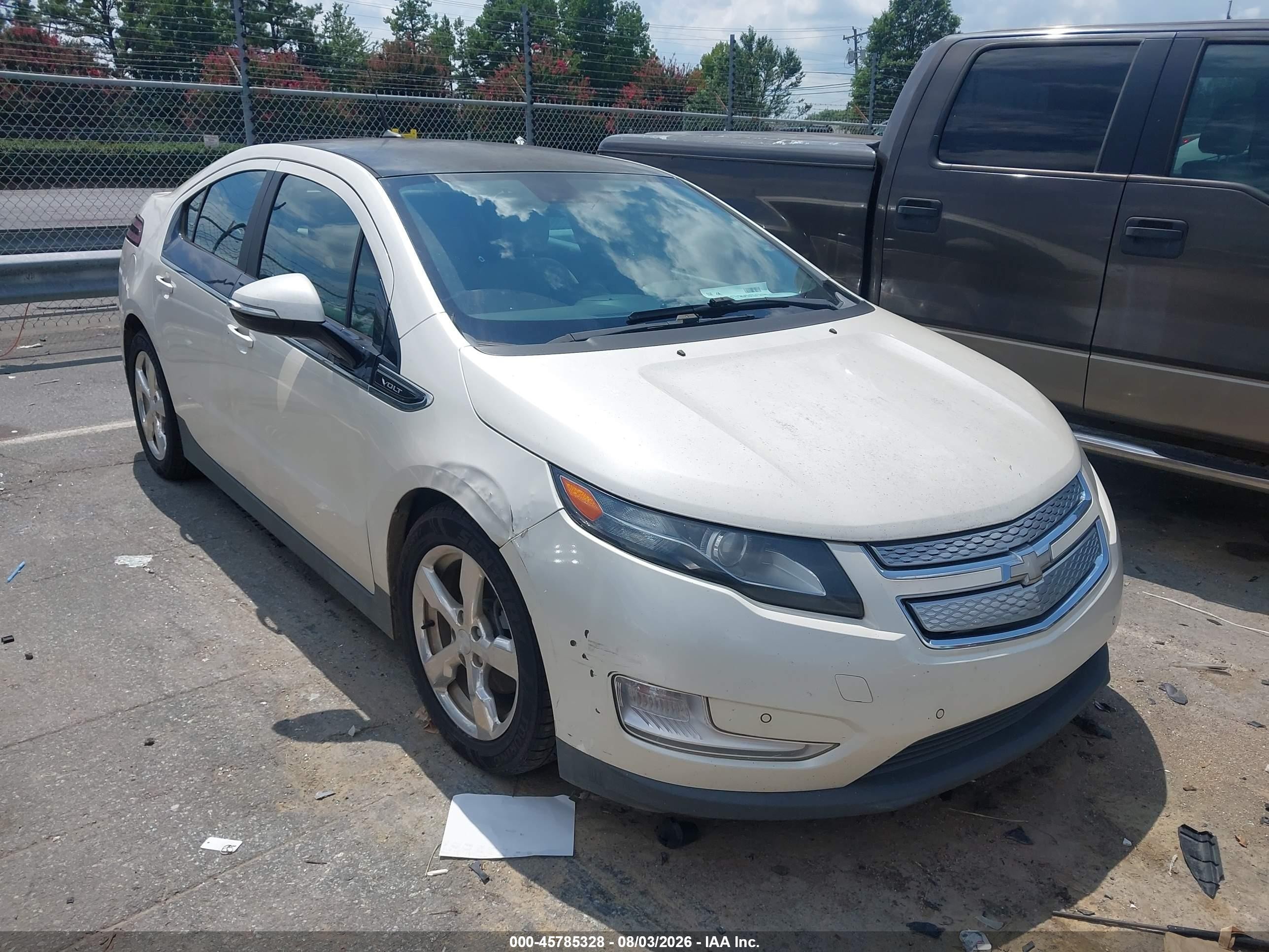 2012 Chevrolet Volt   Cream vin: 1G1RB6E44CU119000