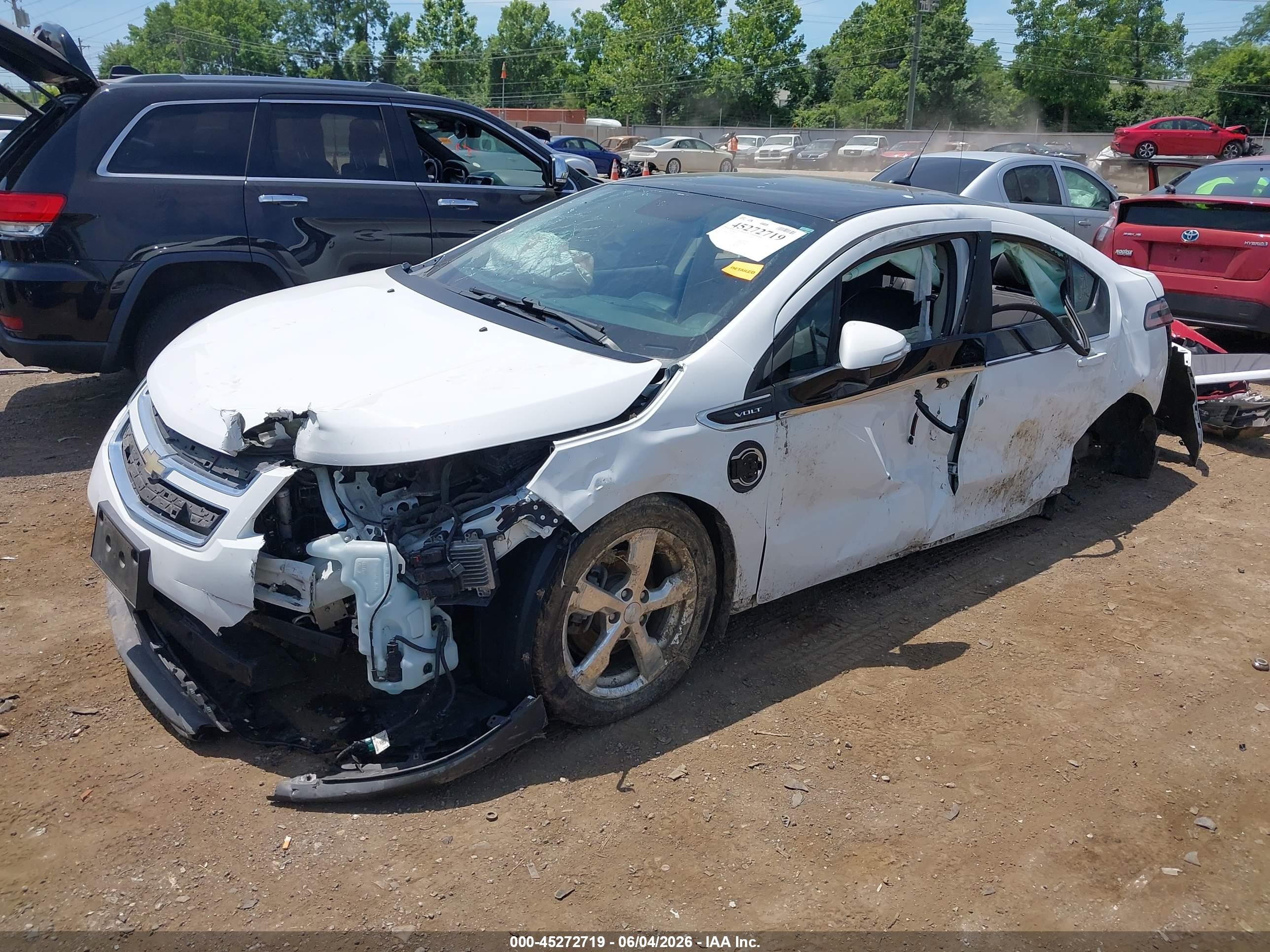 2012 Chevrolet Volt   Blue vin: 1G1RB6E45CU110614